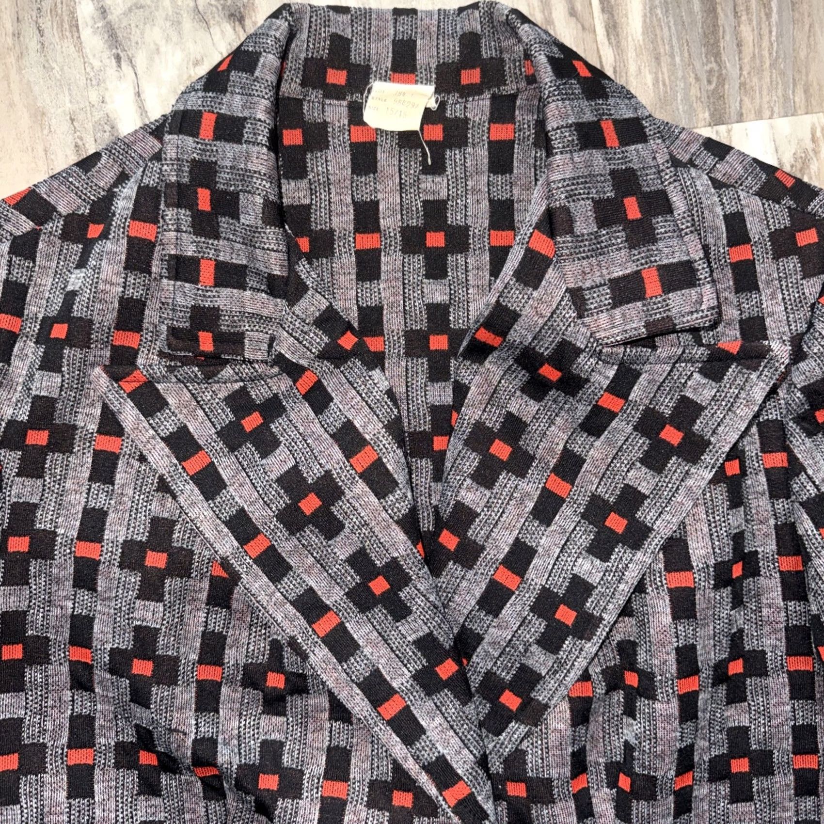 Vintage VINTAGE Blazer Jacket Women’s 15/16 Gray Black Red Polyester 2 Button Design Womens Size XL / US 12-14 / IT 48-50 - 5 Thumbnail