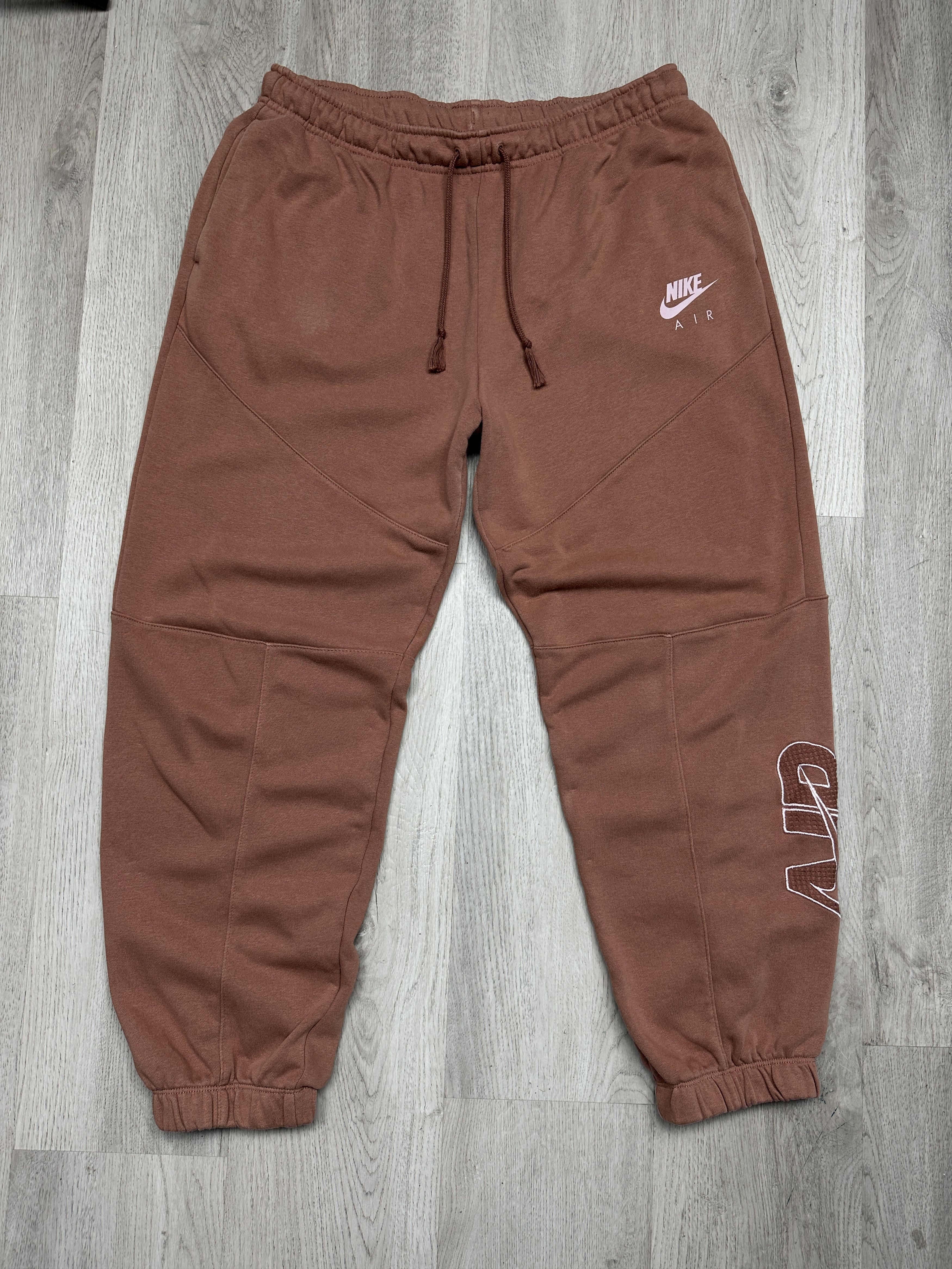 Nike Nike AIR Baggy Sweatpants Cotton Pants Y2K Swoosh Size US 32 / EU 48 - 1 Thumbnail