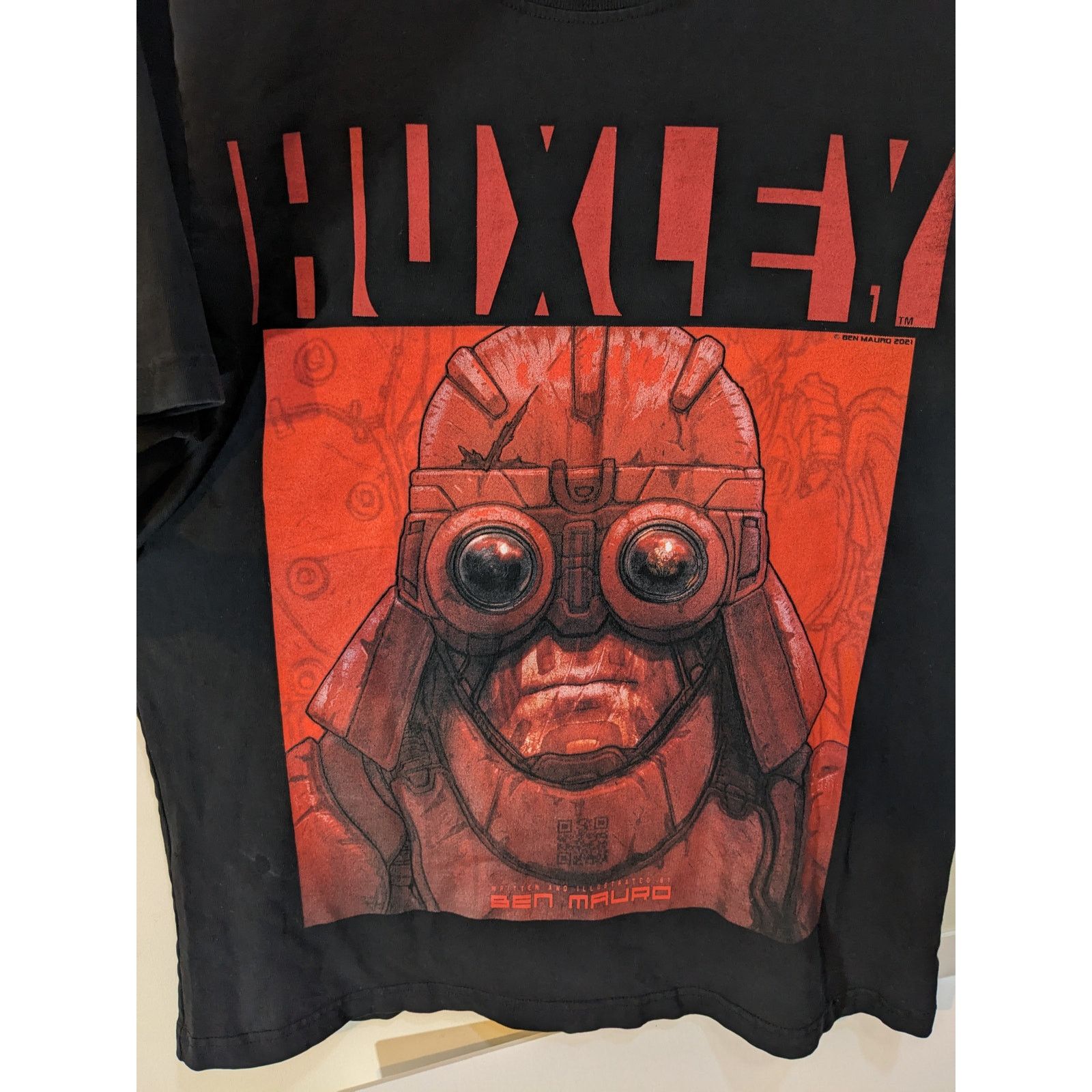 Hurley Huxley by Ben Mauro Graphic Novel Anime Official Shirt 2021 Size US XL / EU 56 / 4 - 2 Thumbnail