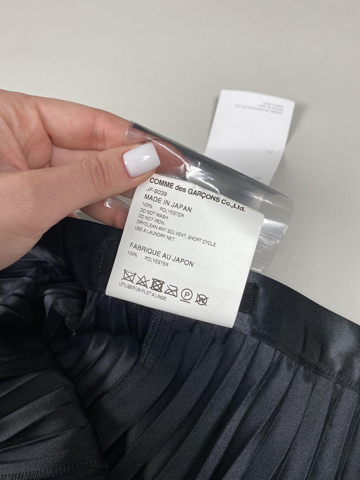Comme des Garcons BNWT! Junya Watanabe Comme Des Garçons Ladies Pleated Skirt Size 25" / US 0 / IT 36 - 12 Thumbnail