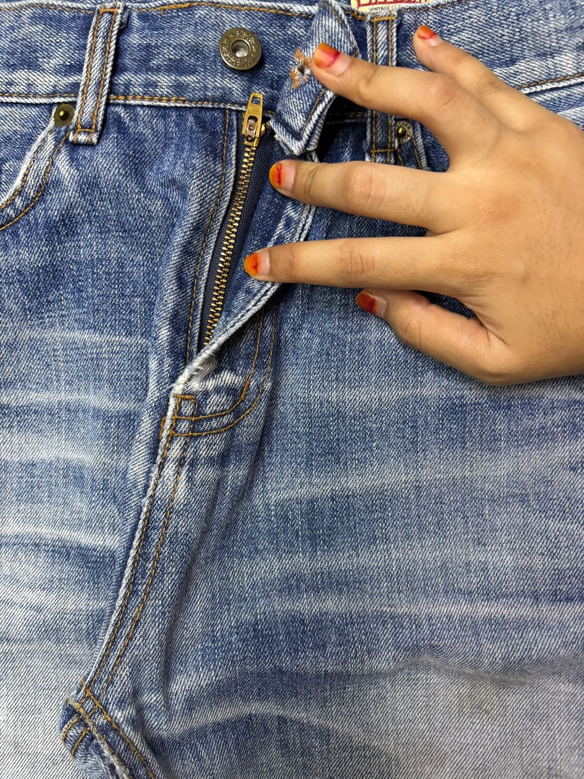 Japanese Brand Vintage Japanese Brand Faded Wash Loose Jeans Size US 30 / EU 46 - 3 Thumbnail