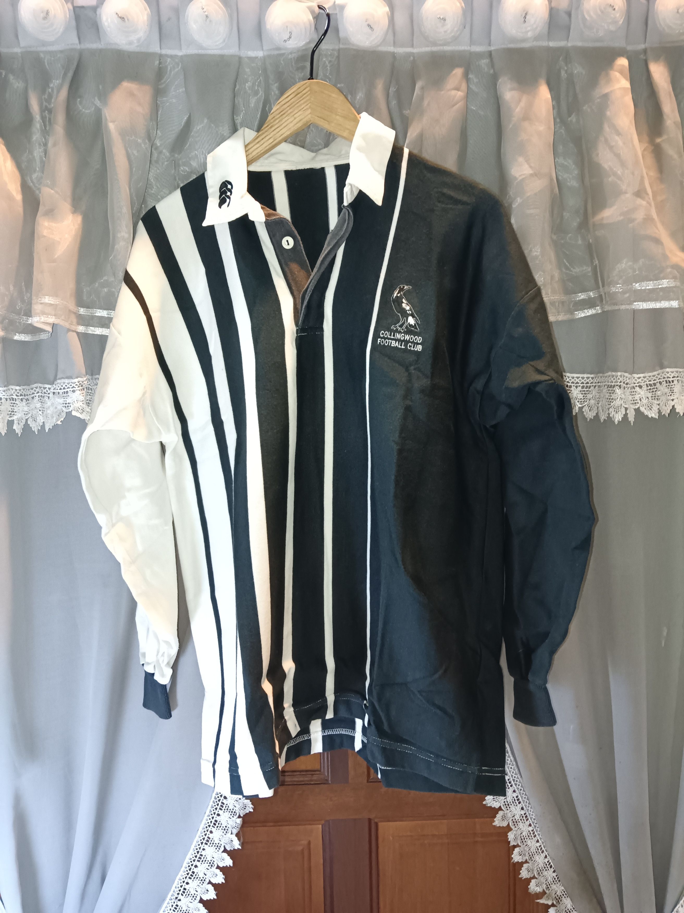 Canterbury of New Zealand Vintage Canterbury Collingwood magpies Size US M / EU 48-50 / 2 - 1 Thumbnail