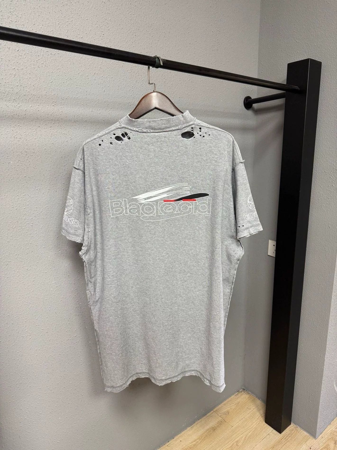 Balenciaga Balenciaga Gray AI Distressed Short Sleeve Size US M / EU 48-50 / 2 - 2 Thumbnail