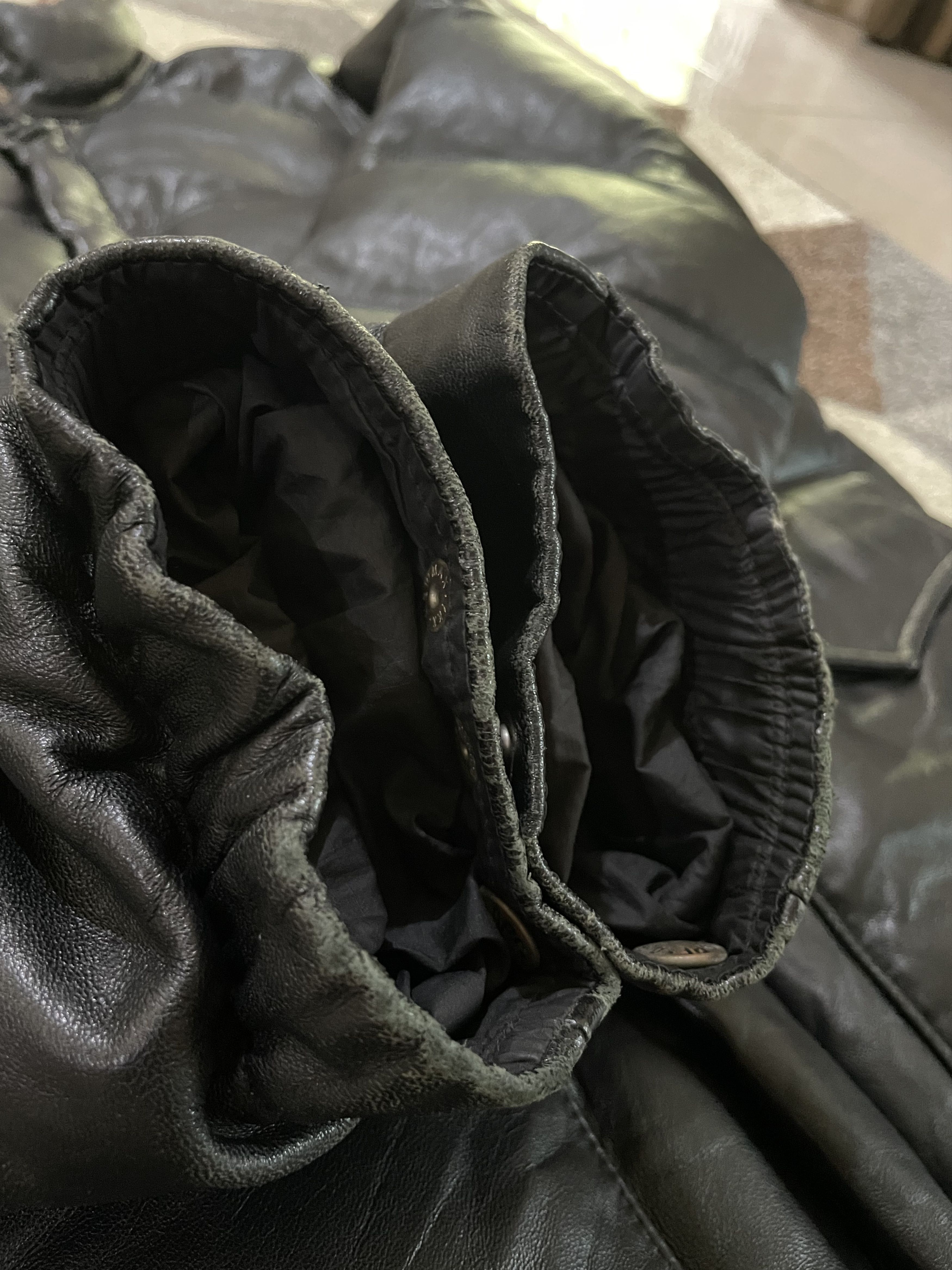 Bape 00’s Vintage Bape Sheepskin Leather Puffer Down Jacket Size US M / EU 48-50 / 2 - 19 Thumbnail