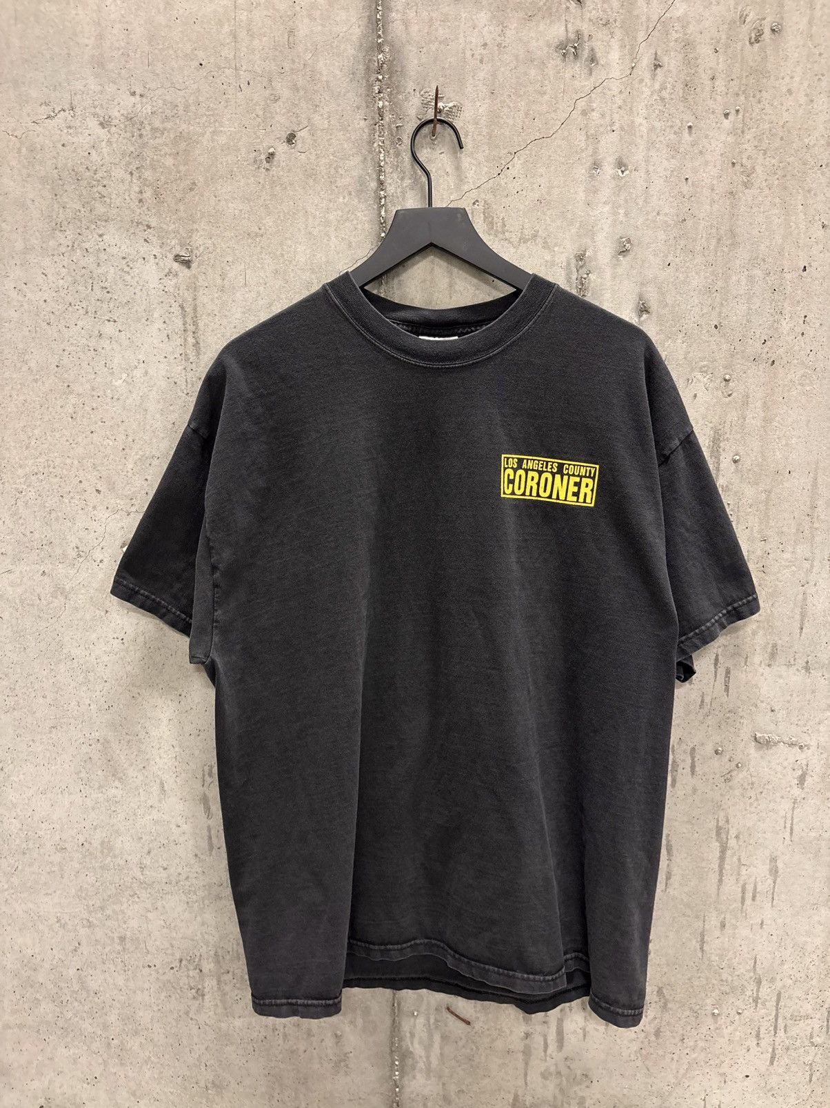 Vintage Vintage LA Coroner Shirt Faded Distressed Grunge Band Size US XL / EU 56 / 4 - 1 Thumbnail