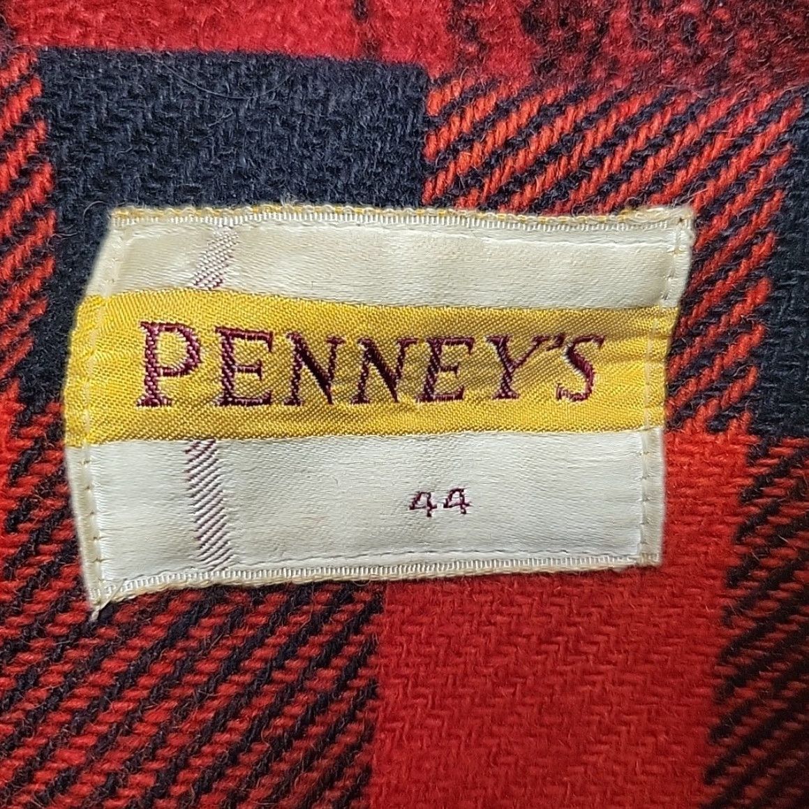 Vintage VINTAGE Penney's Jacket Men XL Red Buffalo Plaid Wool Mackinaw Made in USA Work Hunt Jacket Size US XL / EU 56 / 4 - 4 Thumbnail