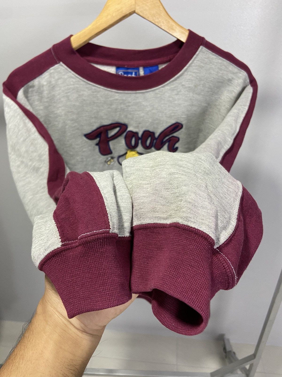 Disney × Japanese Brand Disney Pooh embroidery logo sweatshirt Size US S / EU 44-46 / 1 - 3 Thumbnail