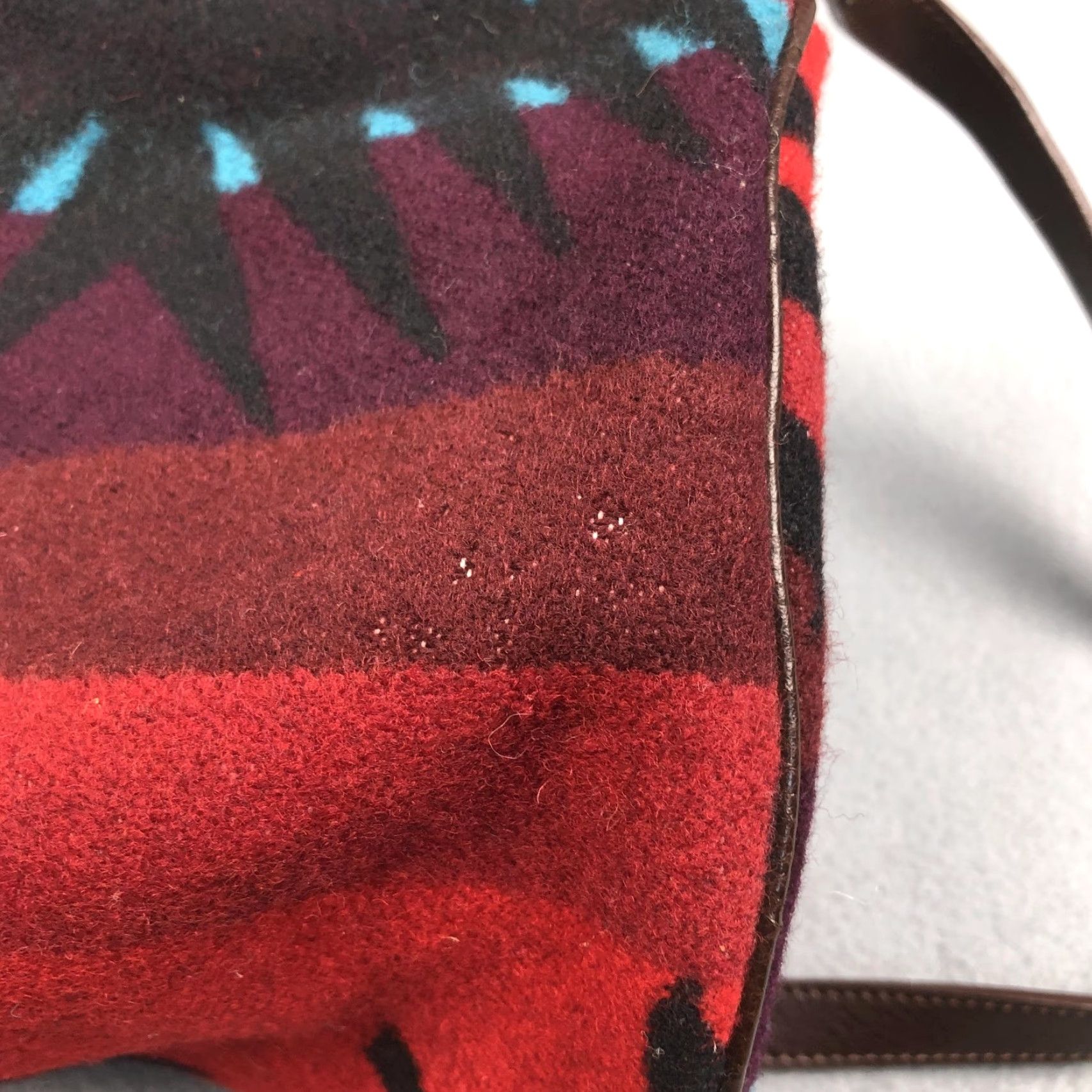 Pendleton Pendleton Bag Small Wool Blend Red Aztec Southwestern Crossbody Womens Handbag Size ONE SIZE - 6 Thumbnail