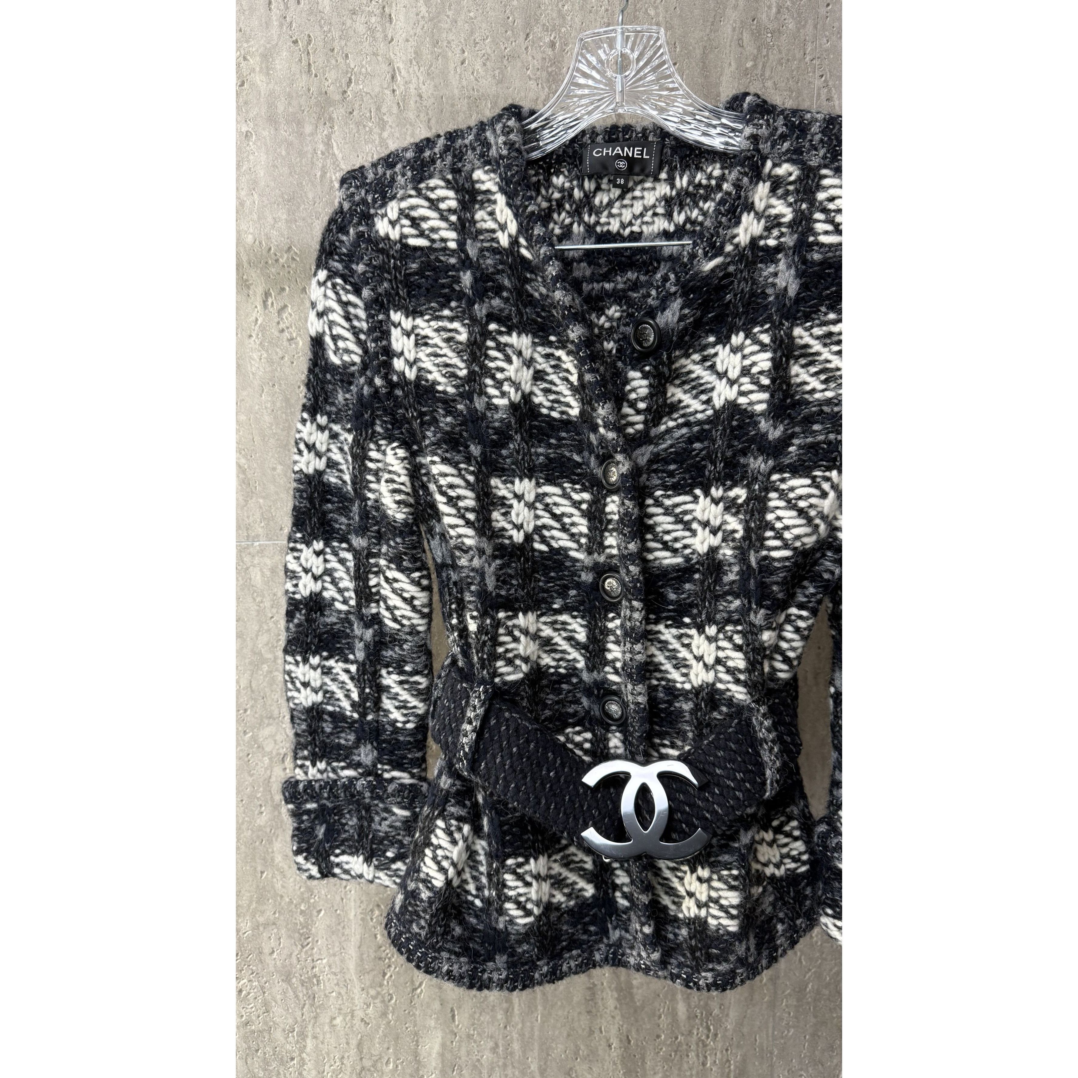 Chanel Chanel Black & White Wool Blend Plaid Jacket With Belt & But Size XS / US 0-2 / IT 36-38 - 11 Thumbnail