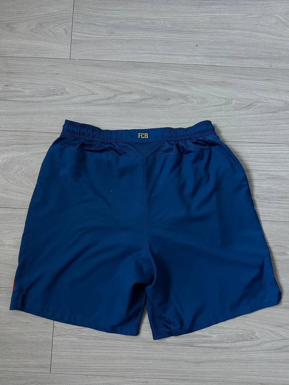 Nike Vintage Y2K Nike FC Barcelona Home Soccer Shorts Size US 34 / EU 50 - 4 Thumbnail