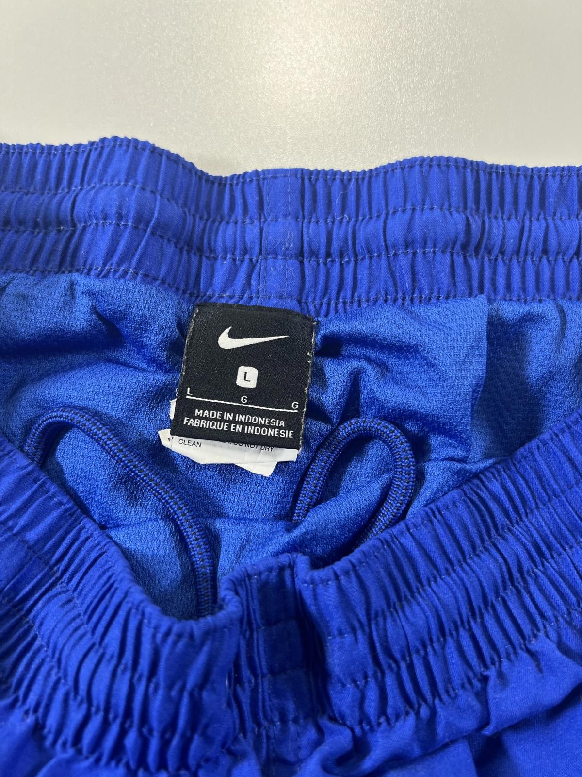 Nike Nike Men's Blue and Turquoise Colourblock Athletic Shorts Size US 34 / EU 50 - 4 Thumbnail