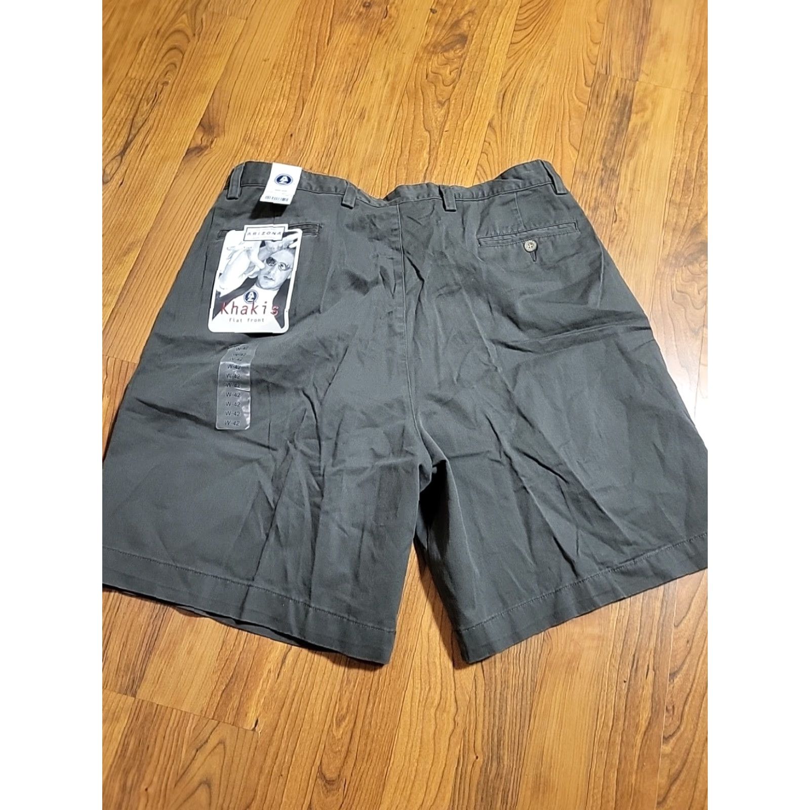 Vintage Arizona Jeans Short Chino Flat Front 42" Gray NWT Mens 9in Inseam 5-Pocket Casual Travel Summer Spring Fall Cotton Blend Pants Size US 42 / EU 58 - 2 Thumbnail