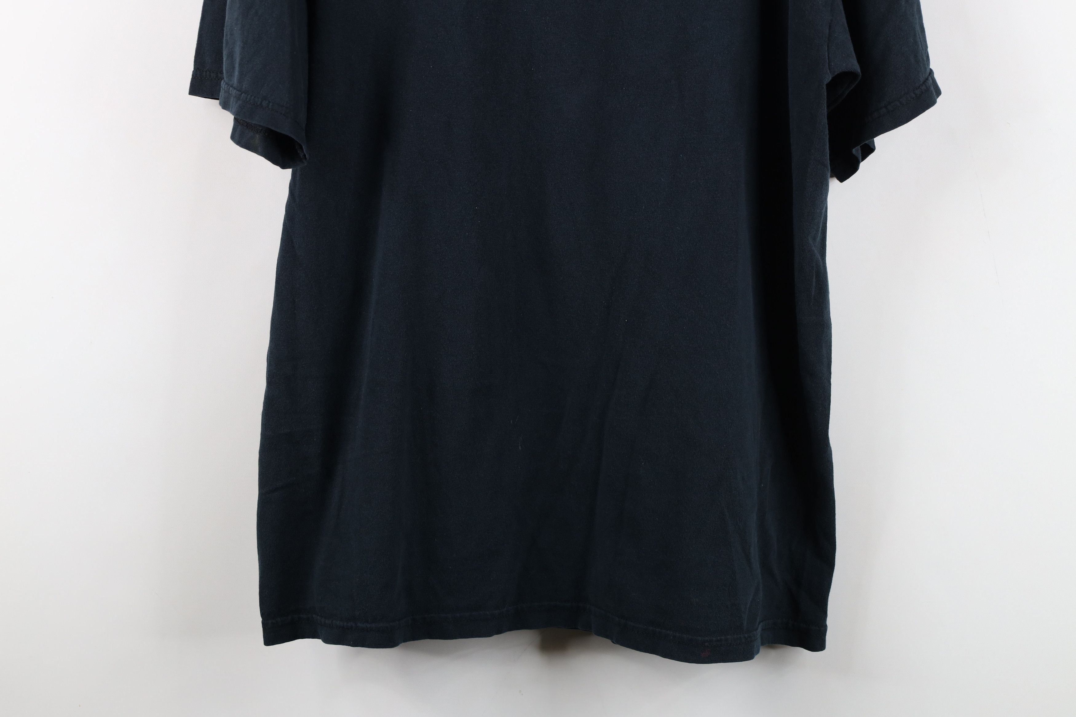 Gildan × Vintage Vintage Y2K 2005 Frank Miller Sin City Short Sleeve T-Shirt Size US L / EU 52-54 / 3 - 15 Thumbnail