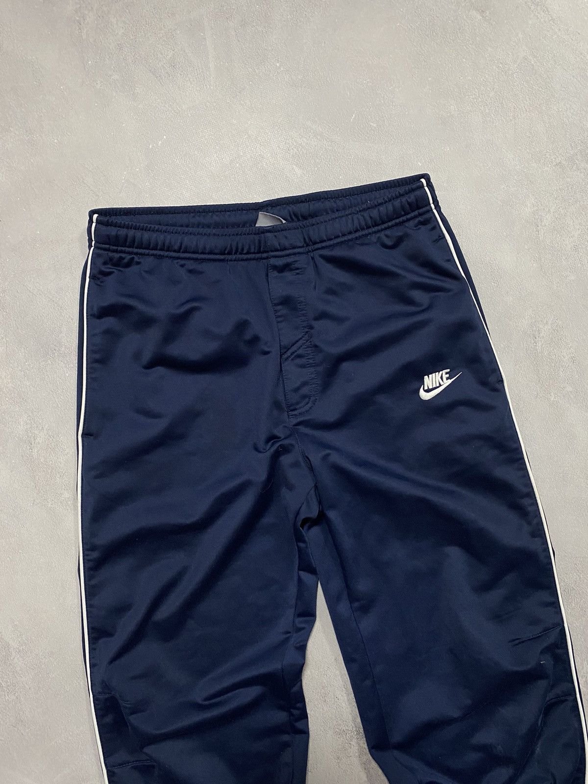 Nike Vintage Nike Track Pants Swoosh Small Size Size US 30 / EU 46 - 2 Thumbnail