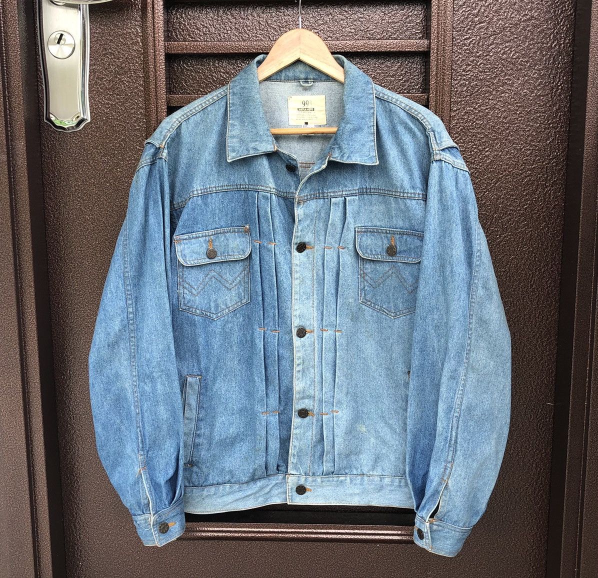 Vintage Vintage DYNAMITE Sun Faded 506 ww2 Denim Jacket Size US L / EU 52-54 / 3 - 14 Thumbnail