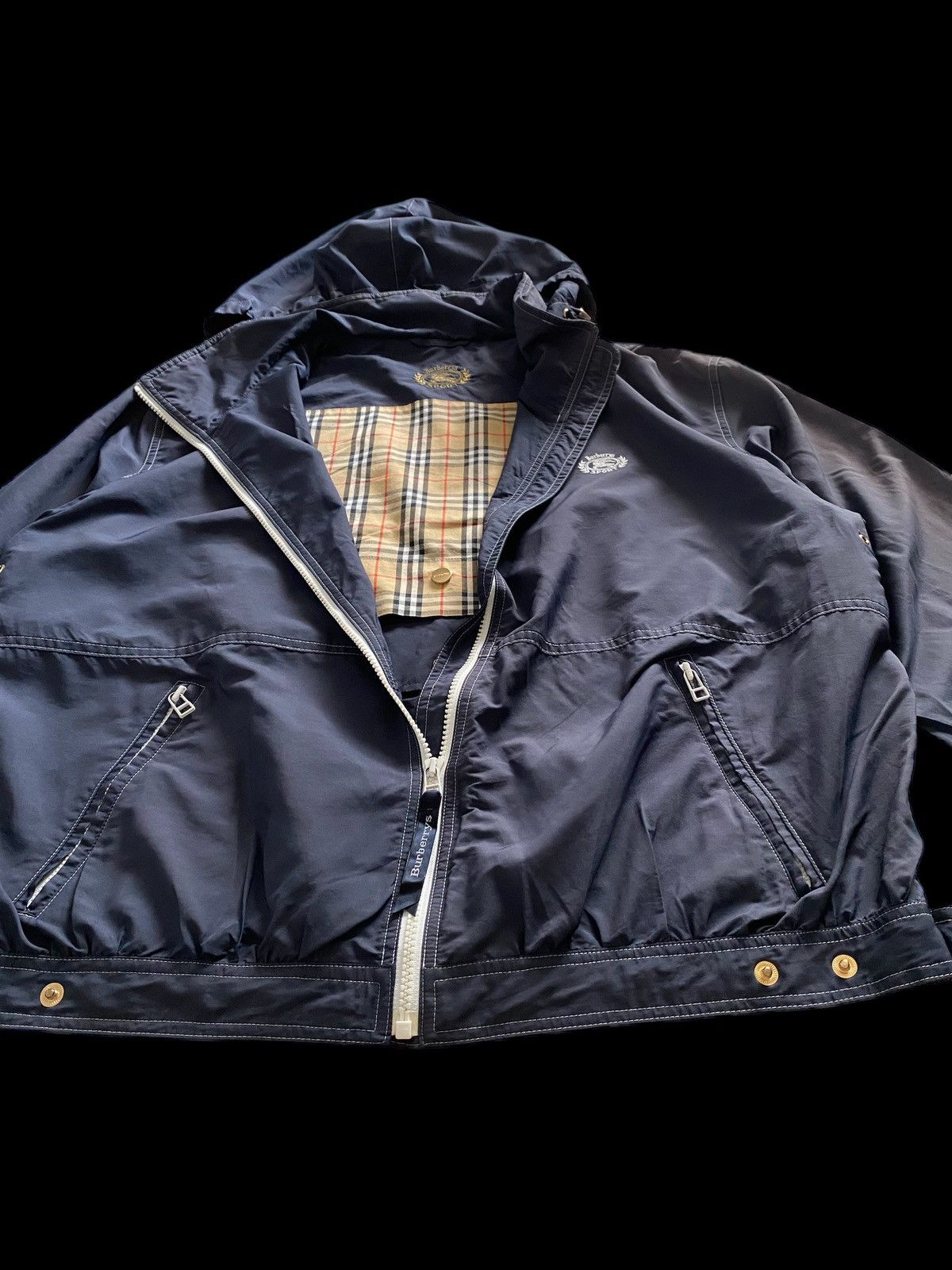 Burberry VTG 80's Burberry's Sport Traveller hoodie gold button Size US M / EU 48-50 / 2 - 3 Thumbnail