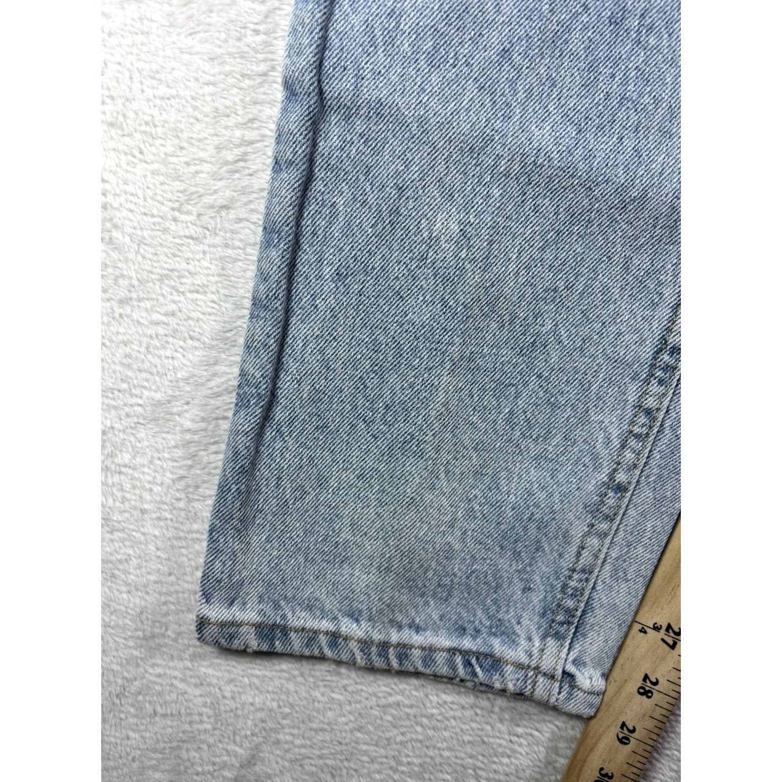 Lee VINTAGE Lee Jeans Men’s Straight Leg Size 32x30 Light Blue Wash USA 5-Pocket Denim Jeans Regular Fit Size US 32 / EU 48 - 4 Thumbnail