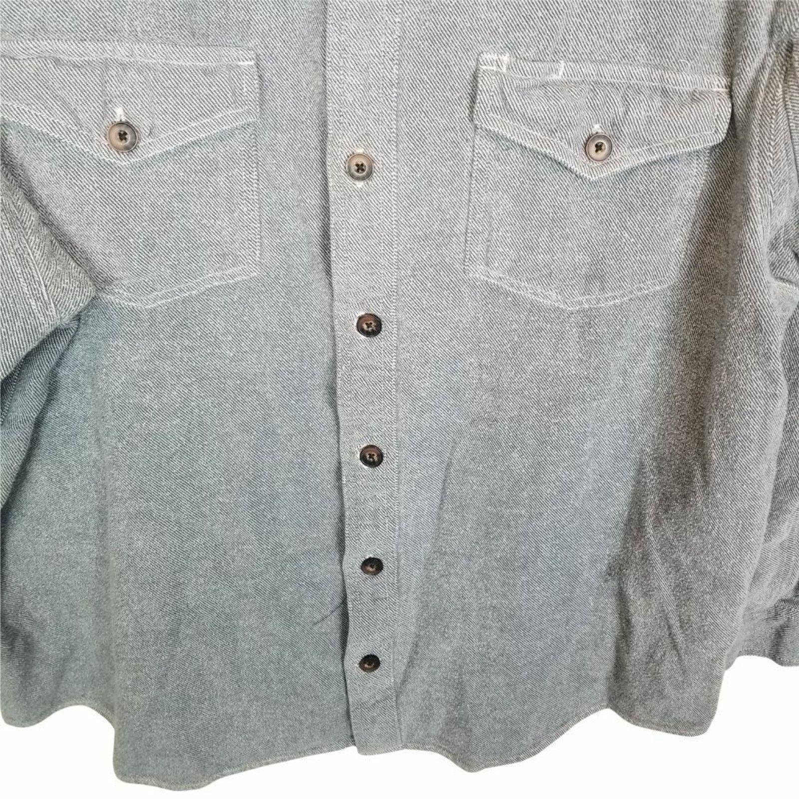 Duluth Trading Company Duluth Trading Co Mens Flannel Shirt Sz XL Gorpcore Utility Size US XL / EU 56 / 4 - 3 Thumbnail