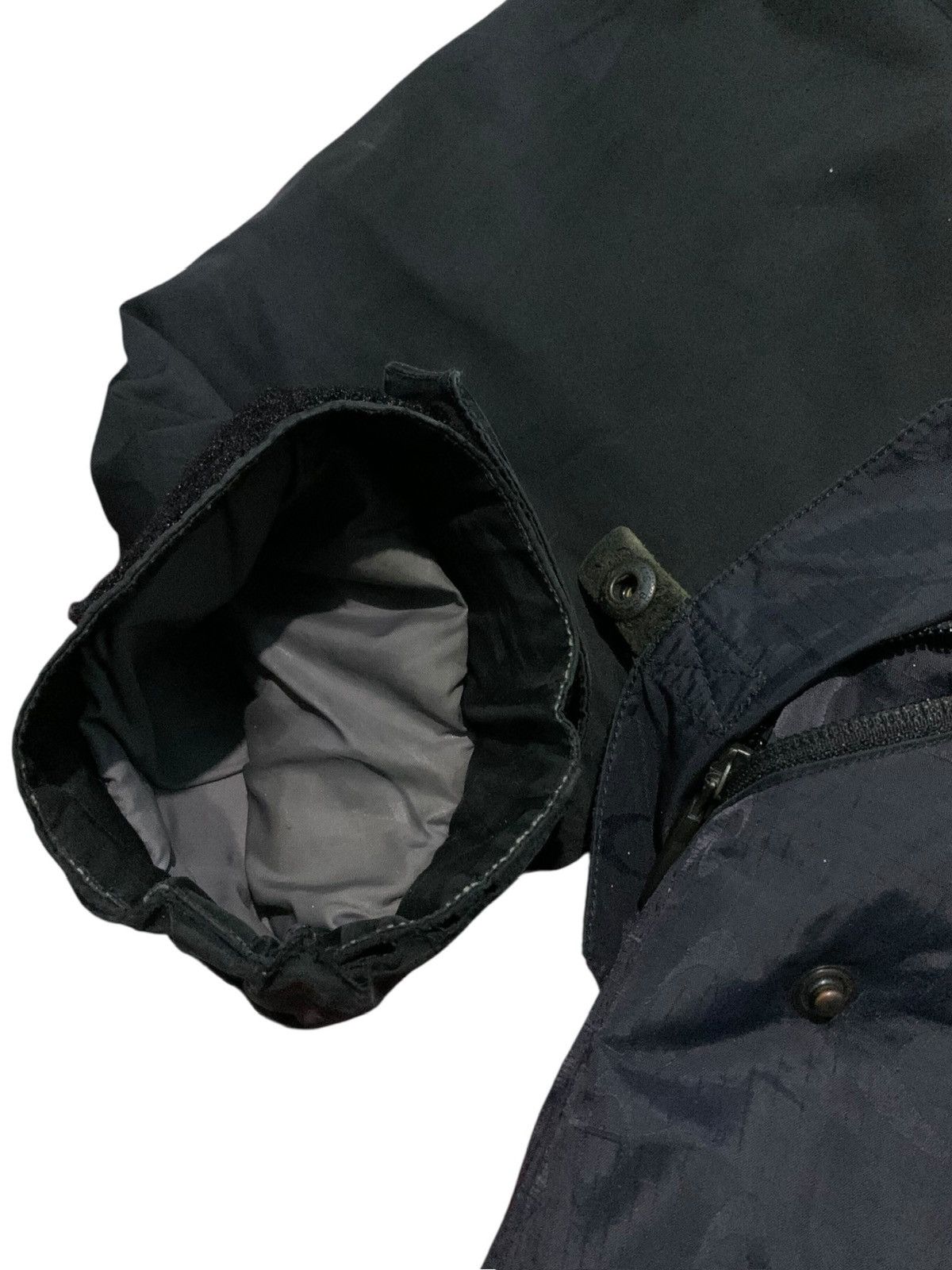 Oakley Oakley Software Nitro Fuel 2 Assymetrical Snowboard Jacket Size US M / EU 48-50 / 2 - 6 Thumbnail