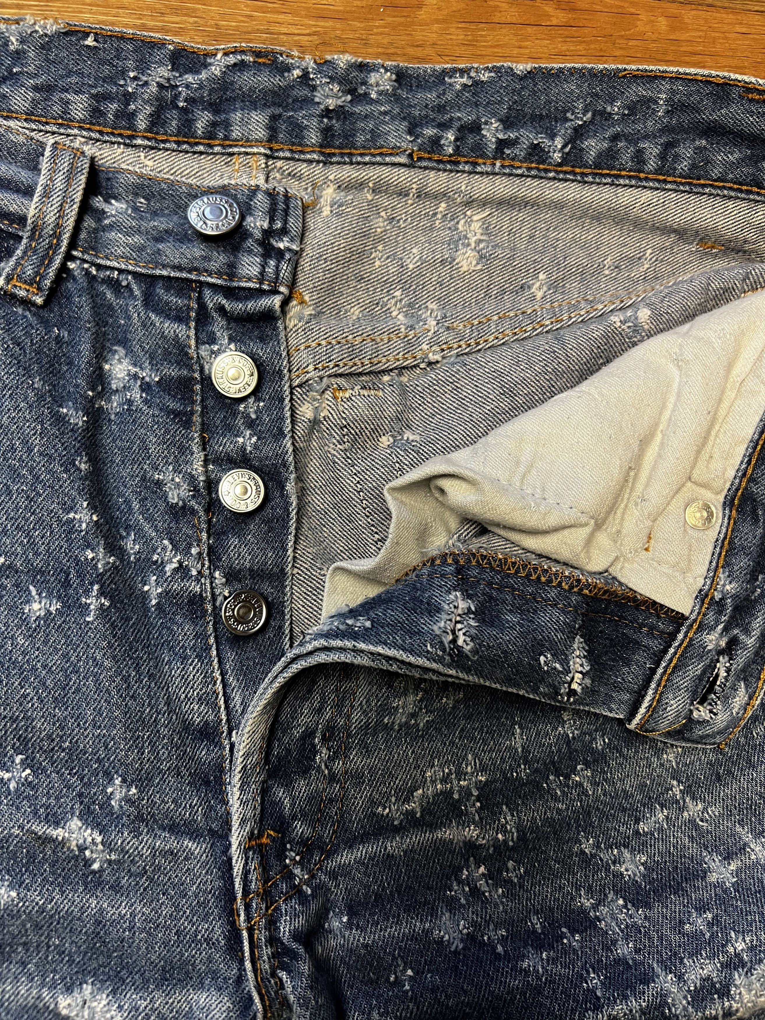 Levi's Vintage Clothing Vintage 501 Levi's Buckshot Denim Blue Jeans Size US 31 - 7 Thumbnail