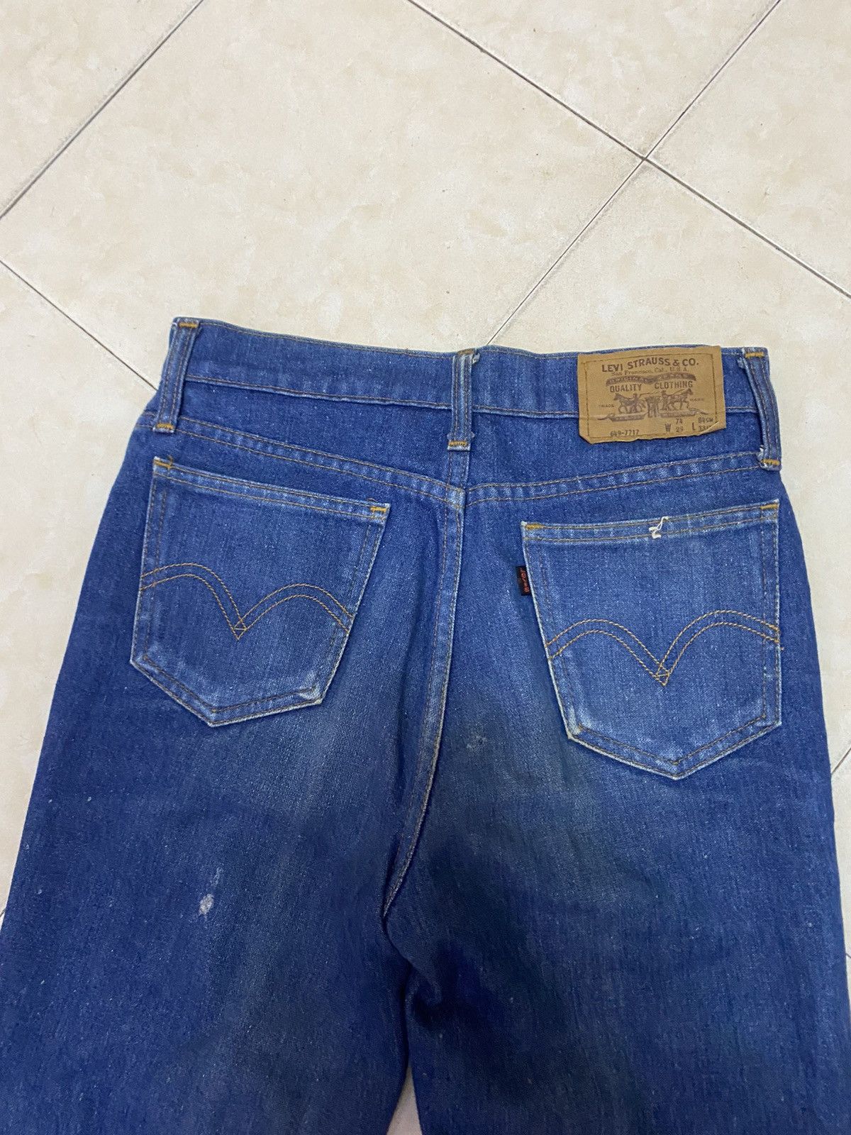 Levi's Vintage Clothing Vintage 1980s 649-7717 Levis bootcut retro style Size US 26 / EU 42 - 6 Thumbnail