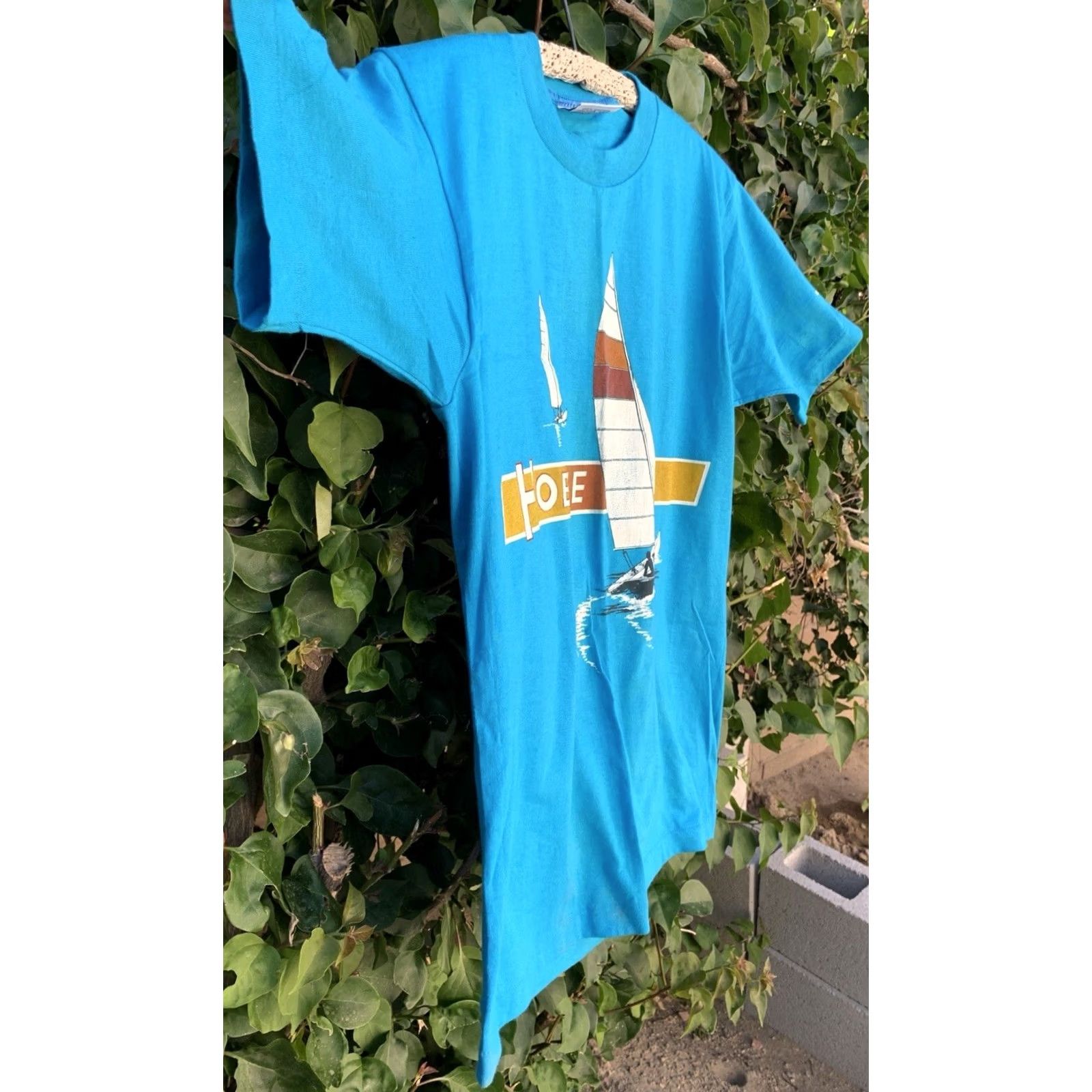Vintage VINTAGE Hobie T Shirt Graphic Tee Cotton Made In USA Size M Medium Blue 1980s Mens Size US M / EU 48-50 / 2 - 3 Thumbnail