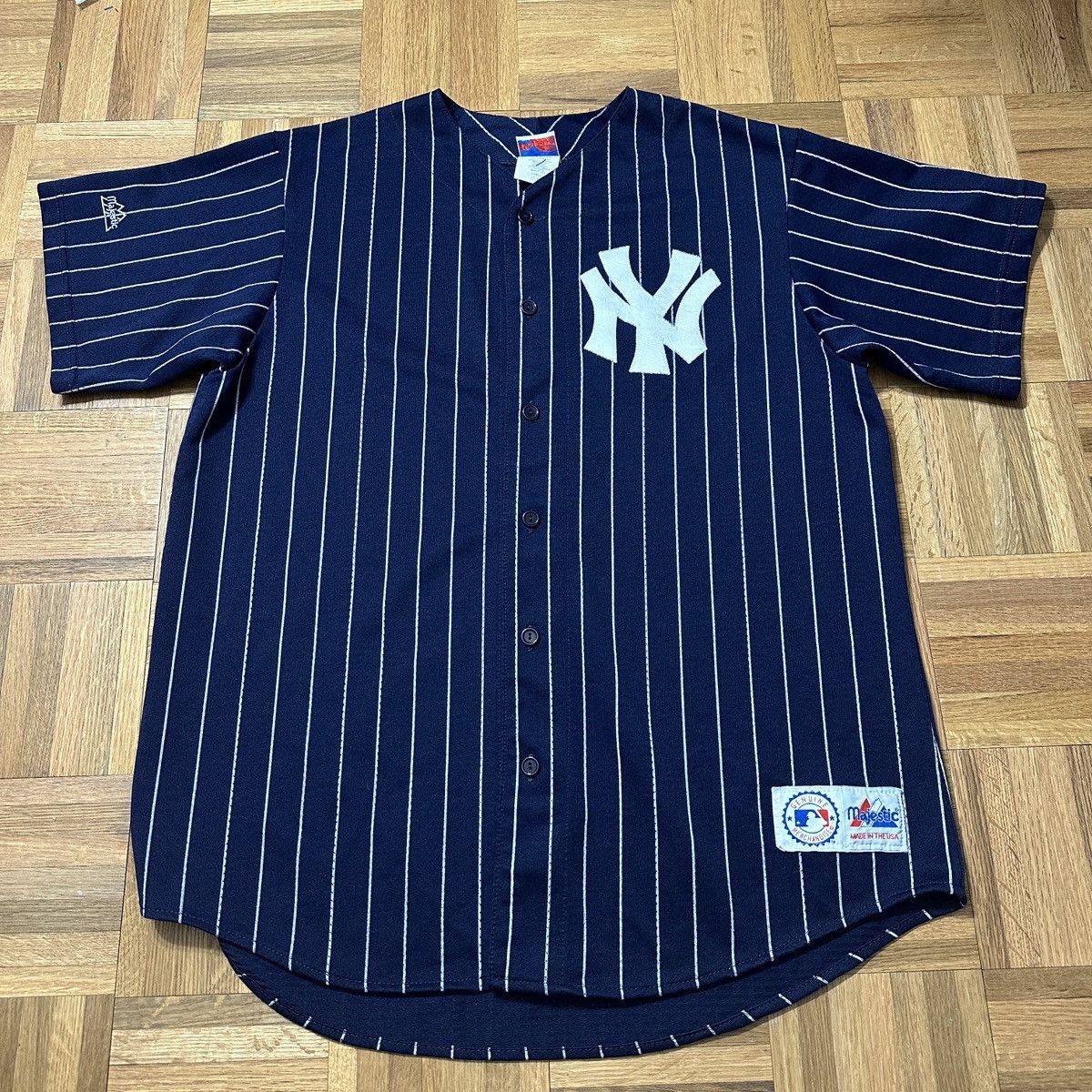 Majestic Vintage New York Yankees jersey Size US L / EU 52-54 / 3 - 1 Thumbnail