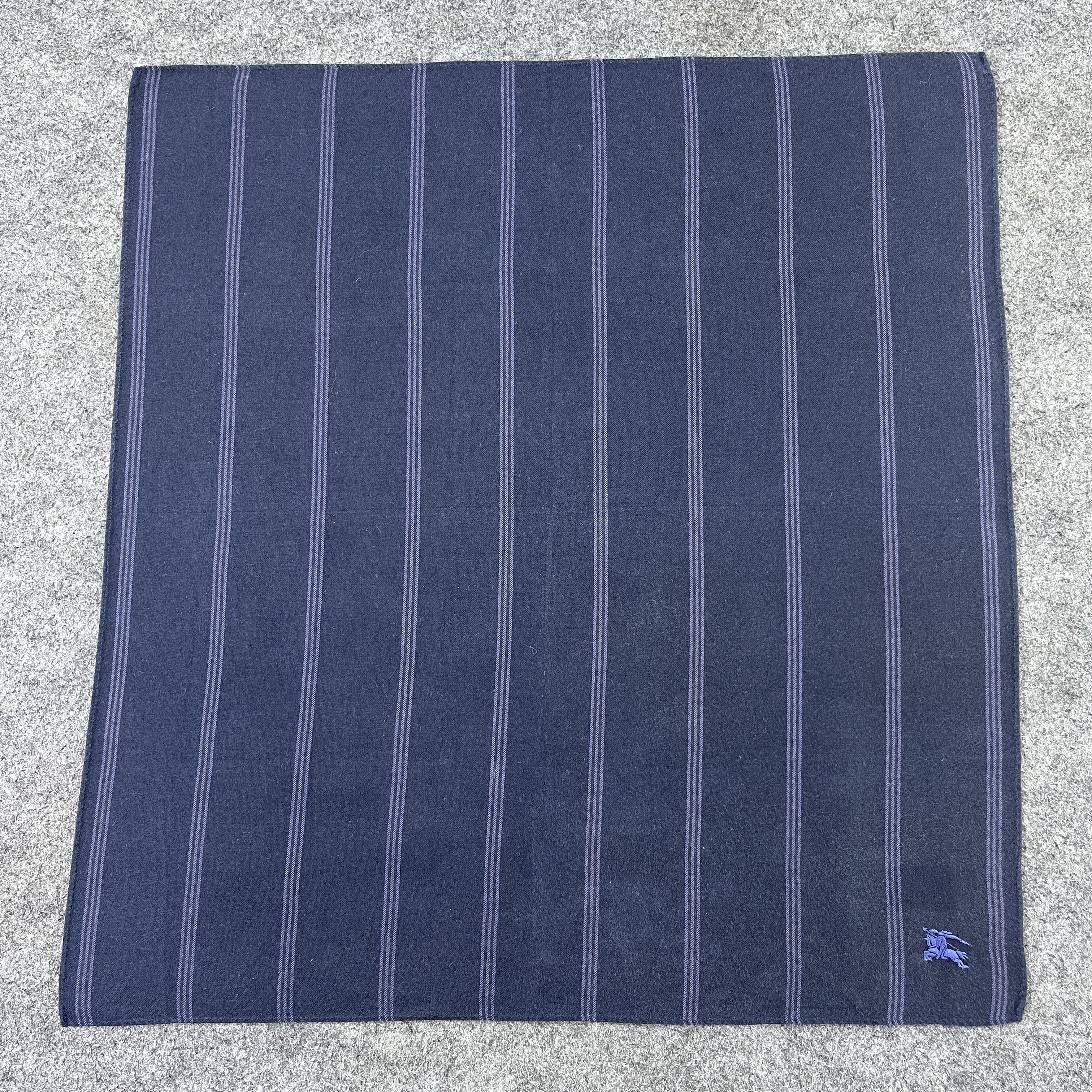 Burberry Burberry Handkerchief / Bandana / Neckerchief B1143 Size ONE SIZE - 1 Thumbnail