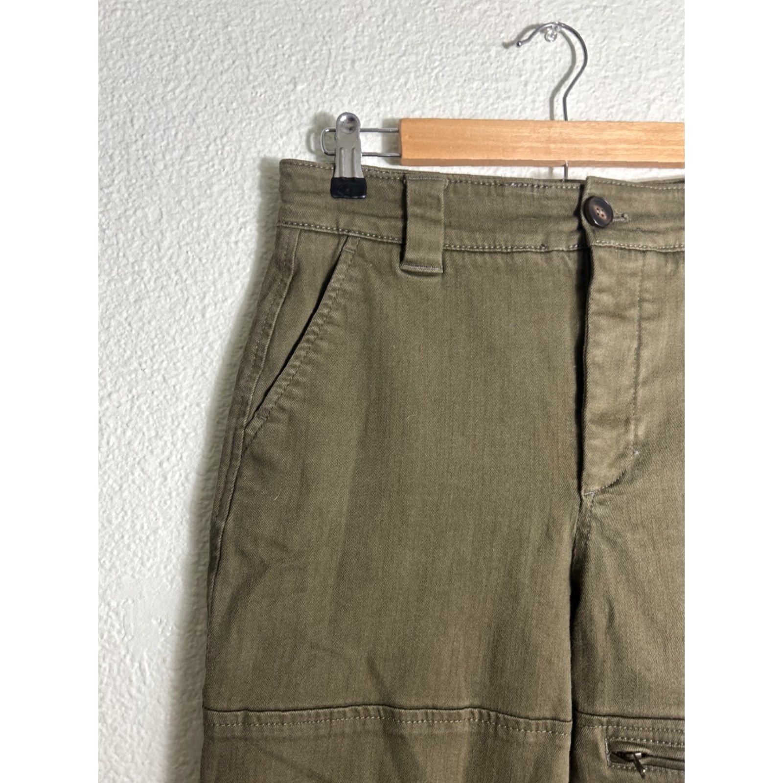 Zara Zara Cargo Pants Army Green Women’s Small 28x28 Pants S Green Army Cargo Zara Women’s Small 28x28 Size 28" / US 6 / IT 42 - 4 Thumbnail
