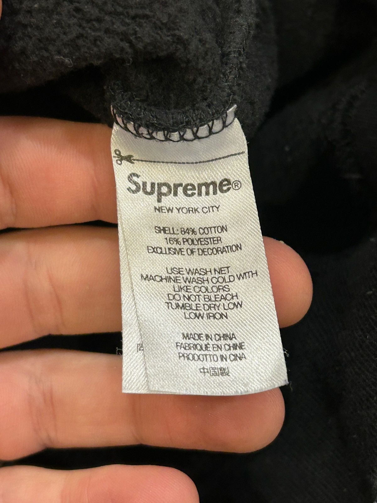 Supreme Supreme Crest Crewneck - Black Size US L / EU 52-54 / 3 - 5 Thumbnail
