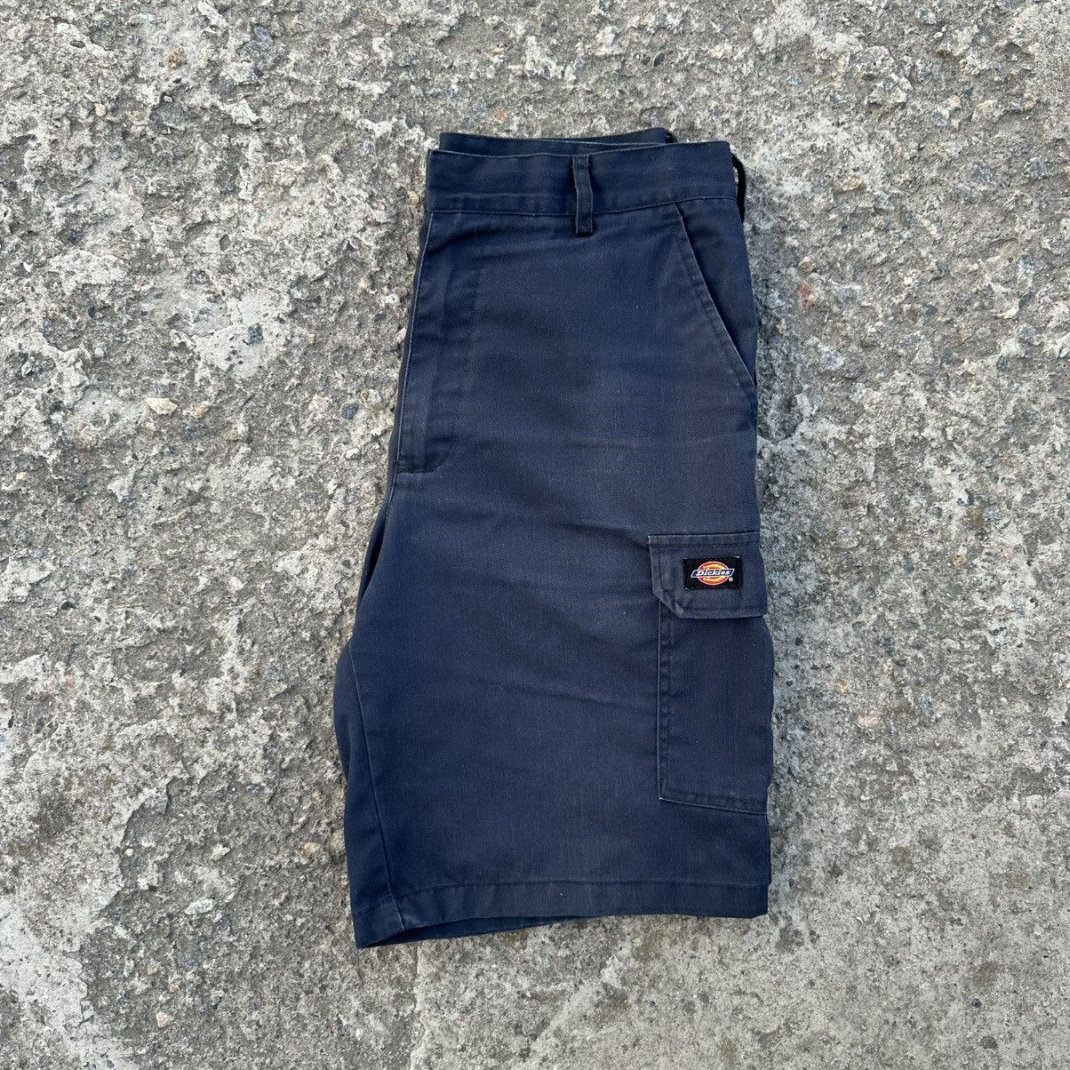 Dickies Vintage Japanese Style Workwear Shorts Multi-pocket 32 00s Size US 32 / EU 48 - 13 Thumbnail