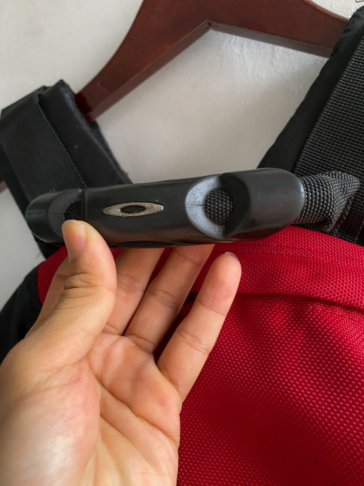 Oakley Vtg Oakley Backpack Size 30 - 3 Thumbnail