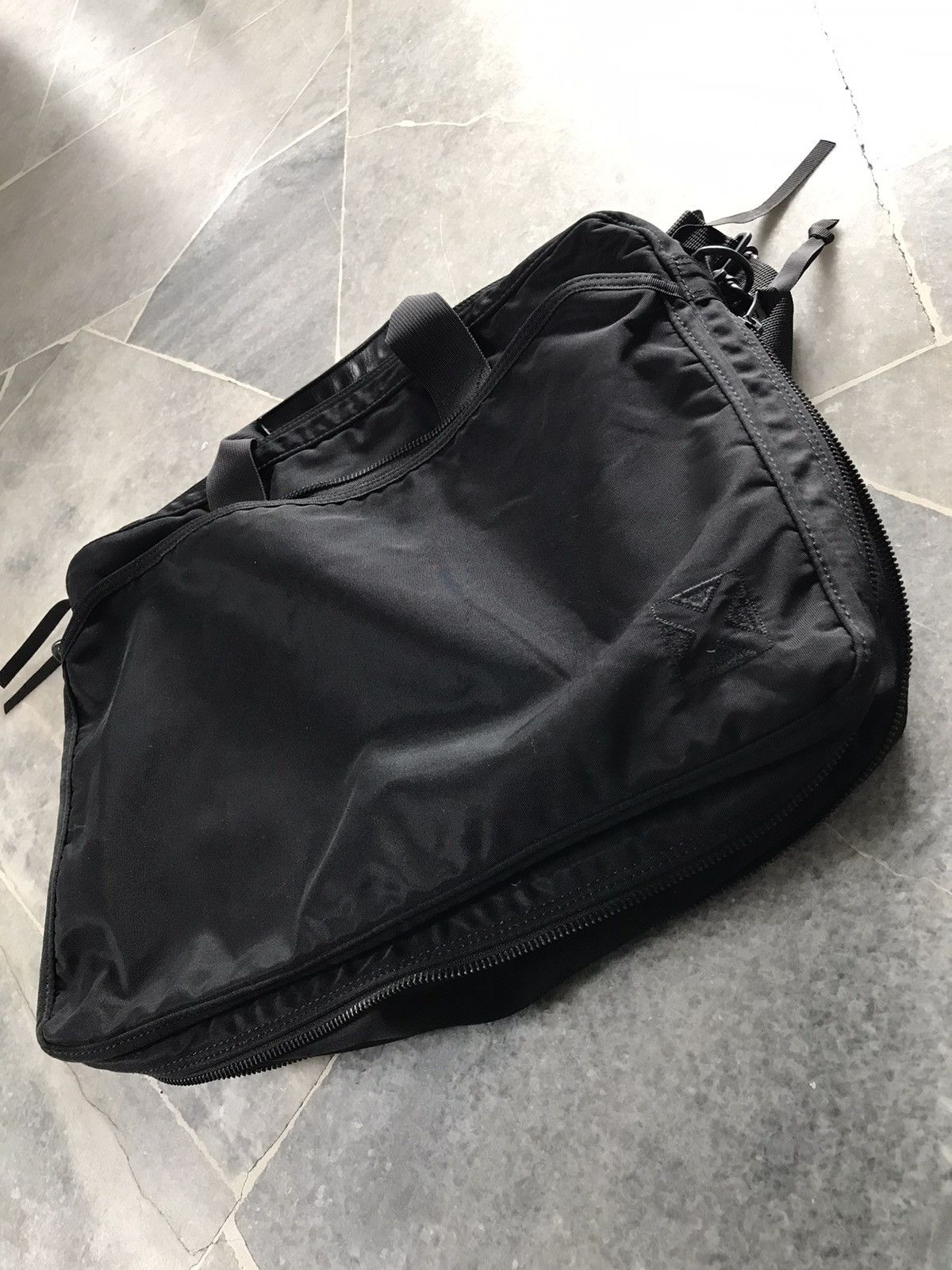 Japanese Brand × Porter Vintage Luggage Label Yoshida Messenger Bag Size ONE SIZE - 9 Thumbnail