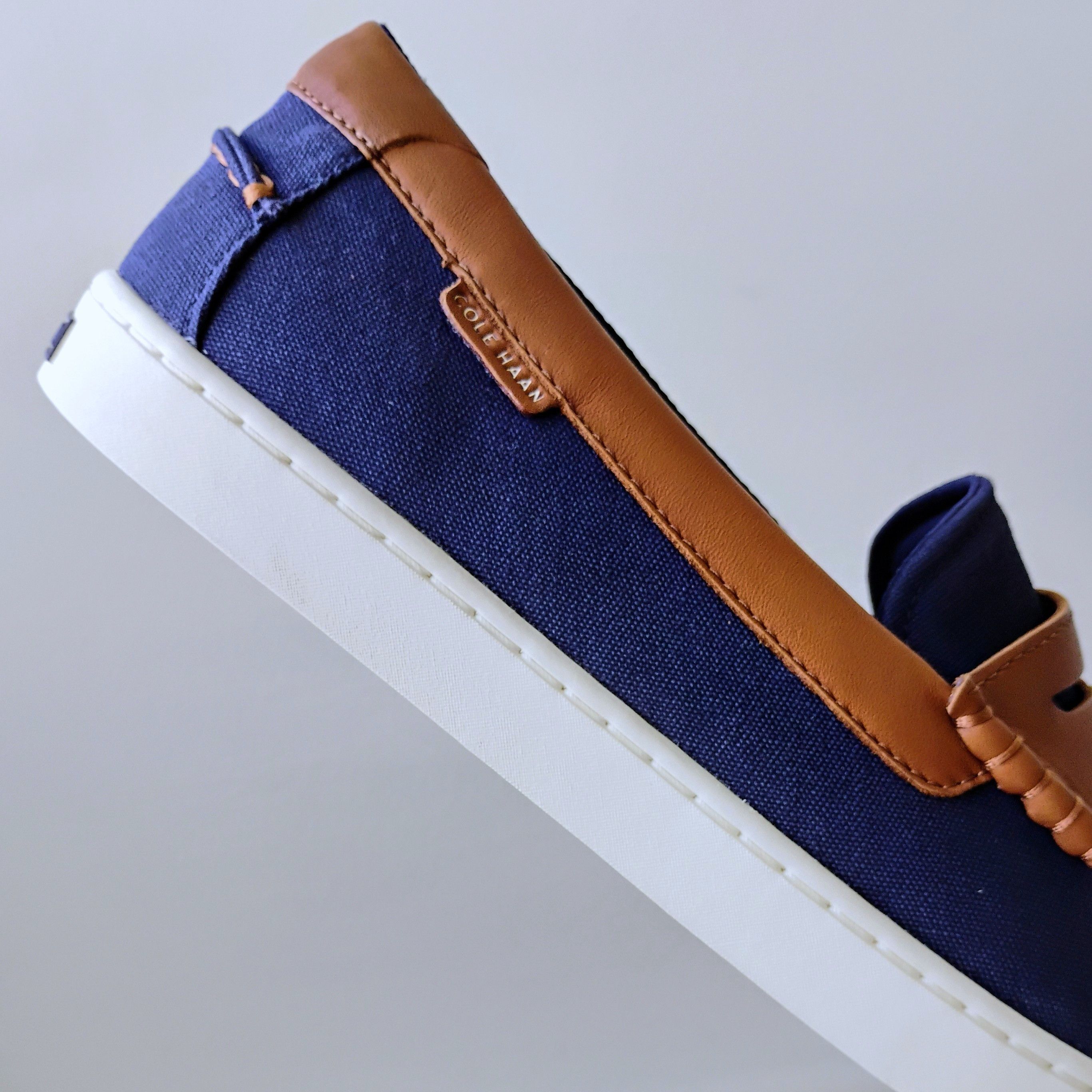 Cole Haan Cole Haan Men's Nantucket 2.0 Penny Loafer in Navy Blazer Size US 11 / EU 44 - 6 Thumbnail