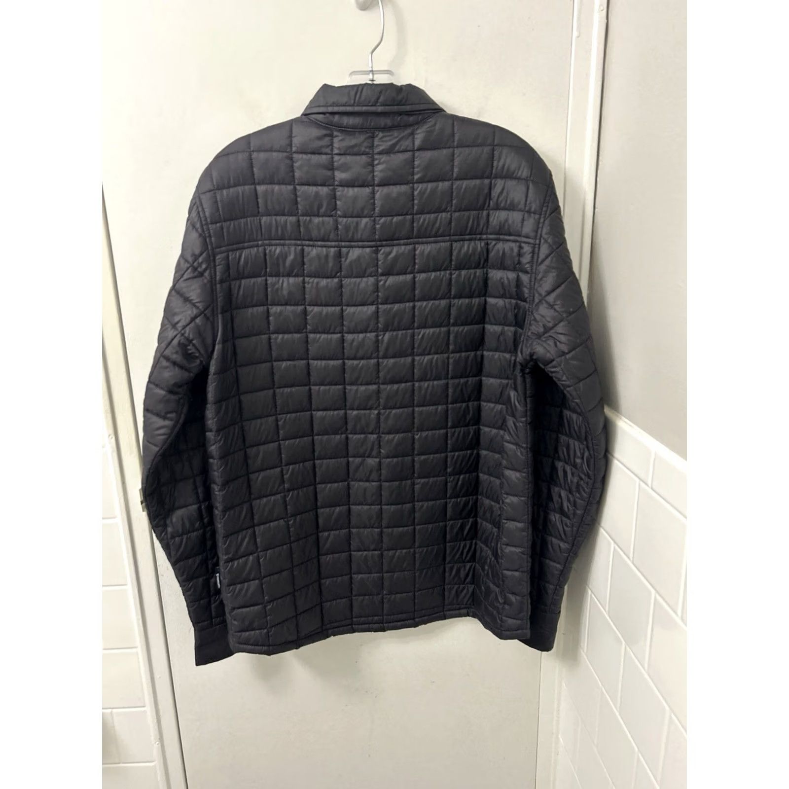 The North Face The North Face Thermoball Eco Puffer Shirt Jacket Mens Medium Black Snap L/S Size US M / EU 48-50 / 2 - 6 Thumbnail