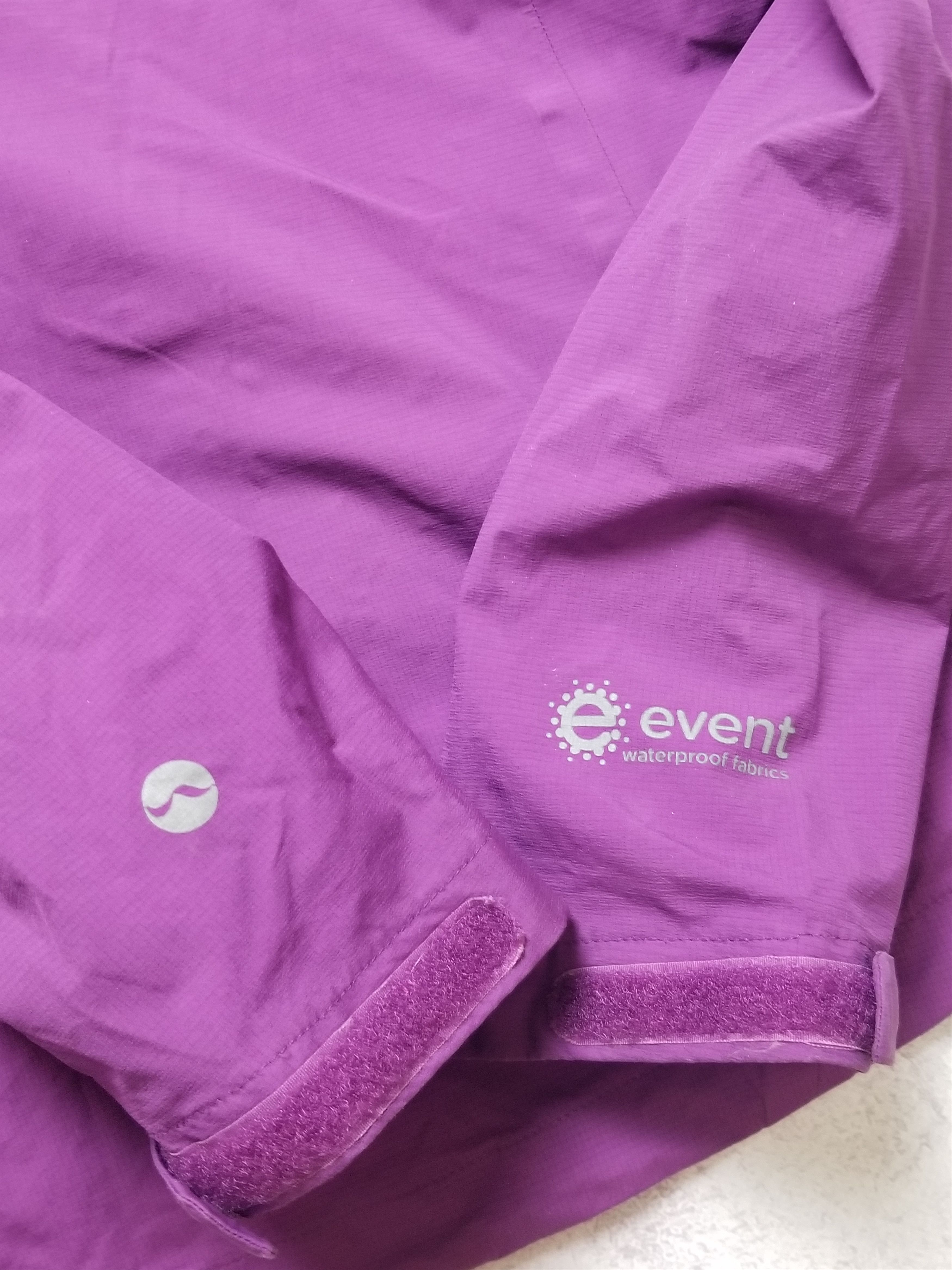 Rab Rab Newton Rain Event Waterproof Fabric Jacket Size XL / US 12-14 / IT 48-50 - 4 Thumbnail