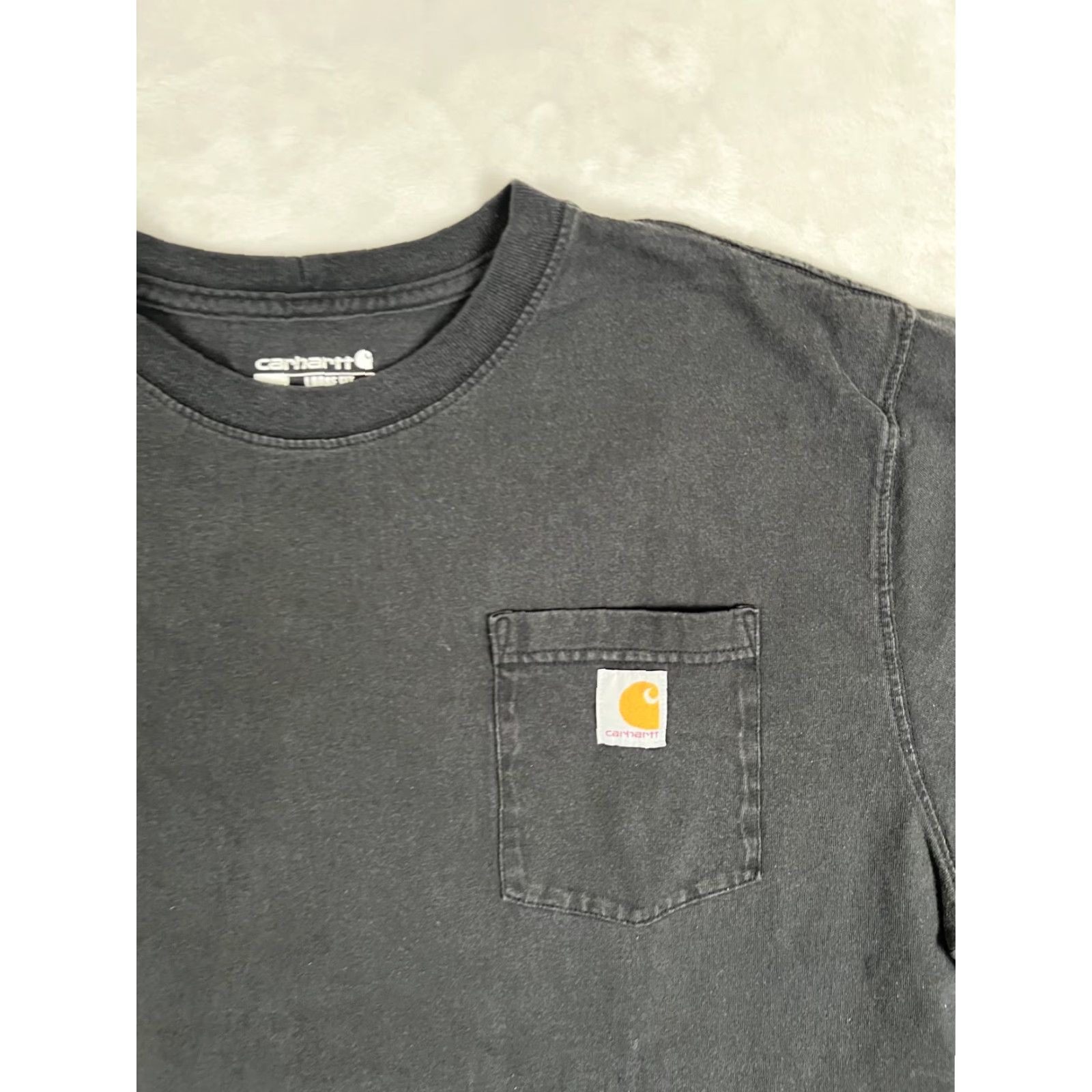 Carhartt VINTAGE Carhartt Black Pocket Tee T-Shirt Size XL Loose Fit Grunge Faded 90s Classic Features Pockets Men K87 Short Sleeve Crew Neck Cotton T-Shirt Size US L / EU 52-54 / 3 - 2 Thumbnail