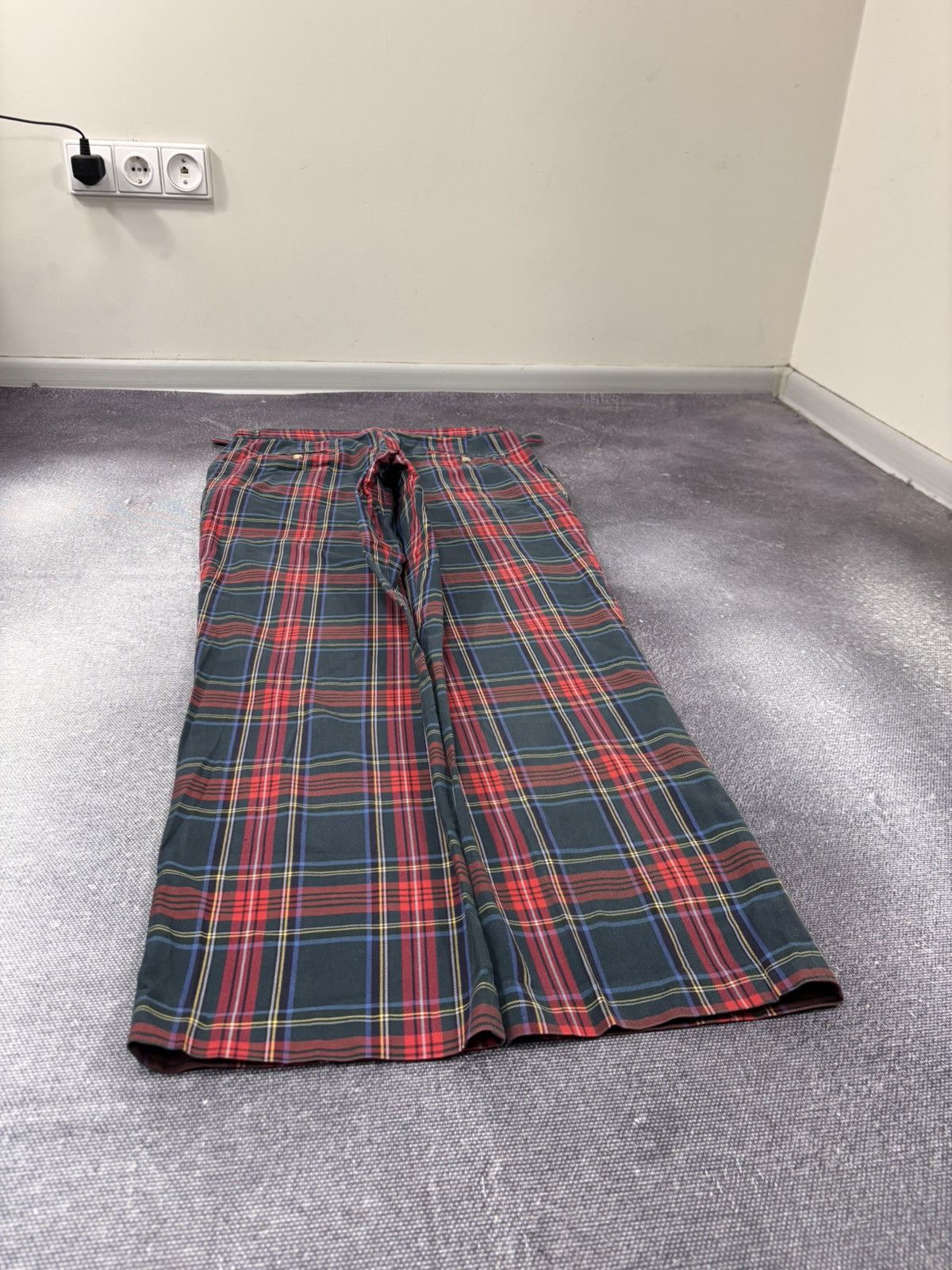 Polo Ralph Lauren Vintage Polo Ralph Lauren Men’s Tartan Plaid Pants Trousers Size US 38 / EU 54 - 17 Thumbnail