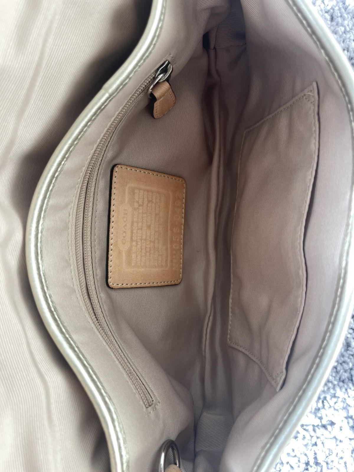 Coach Coach Soho Signature Buckle Shoulder Bag Size ONE SIZE - 5 Thumbnail
