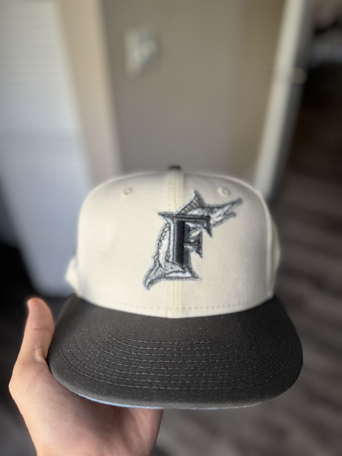 New Era Florida Marlins 1997 World Series New Era Fitted Cap Size ONE SIZE - 1 Thumbnail