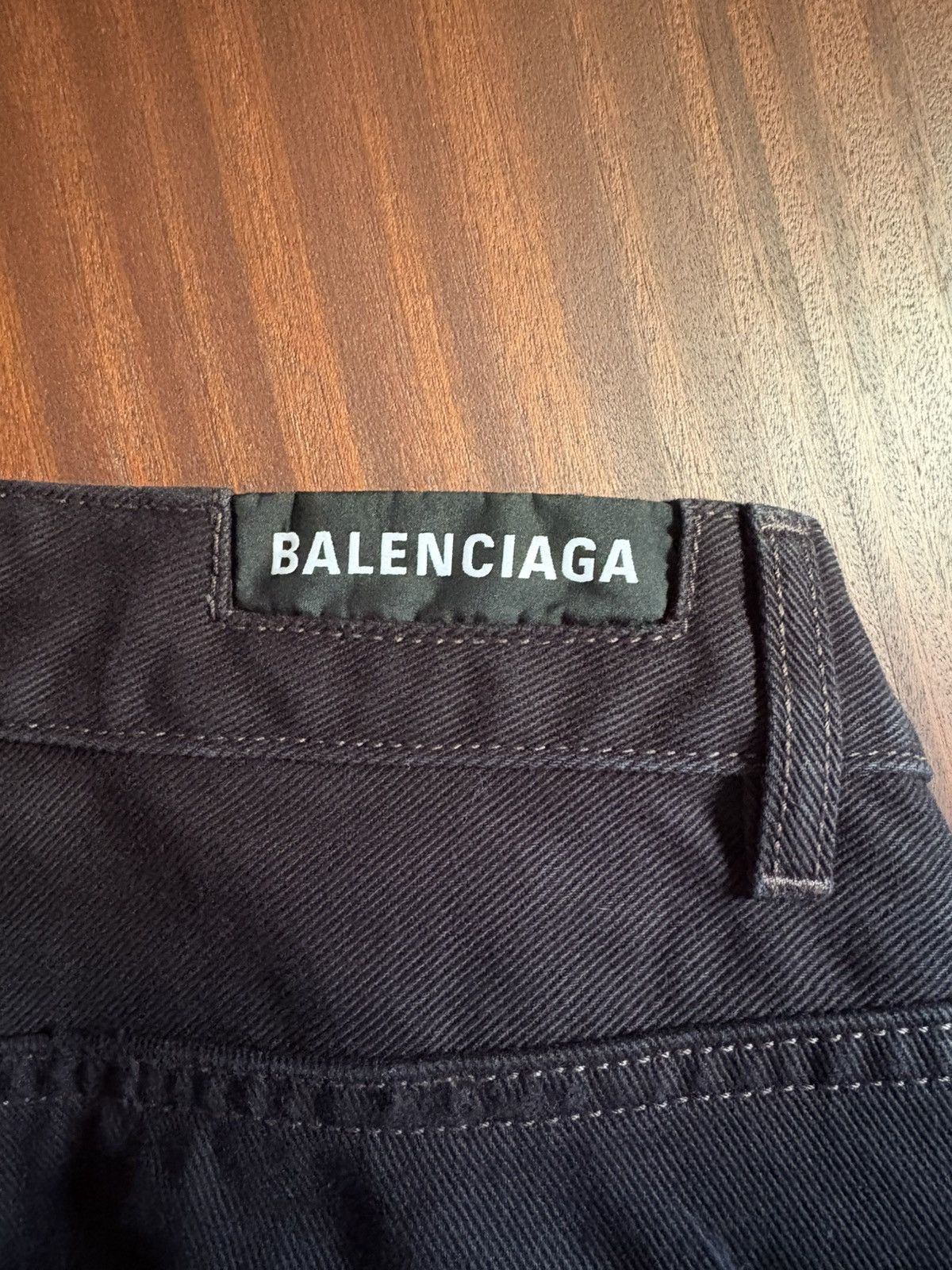 Balenciaga Balenciaga c shape destroy jeans Size US 32 / EU 48 - 4 Thumbnail