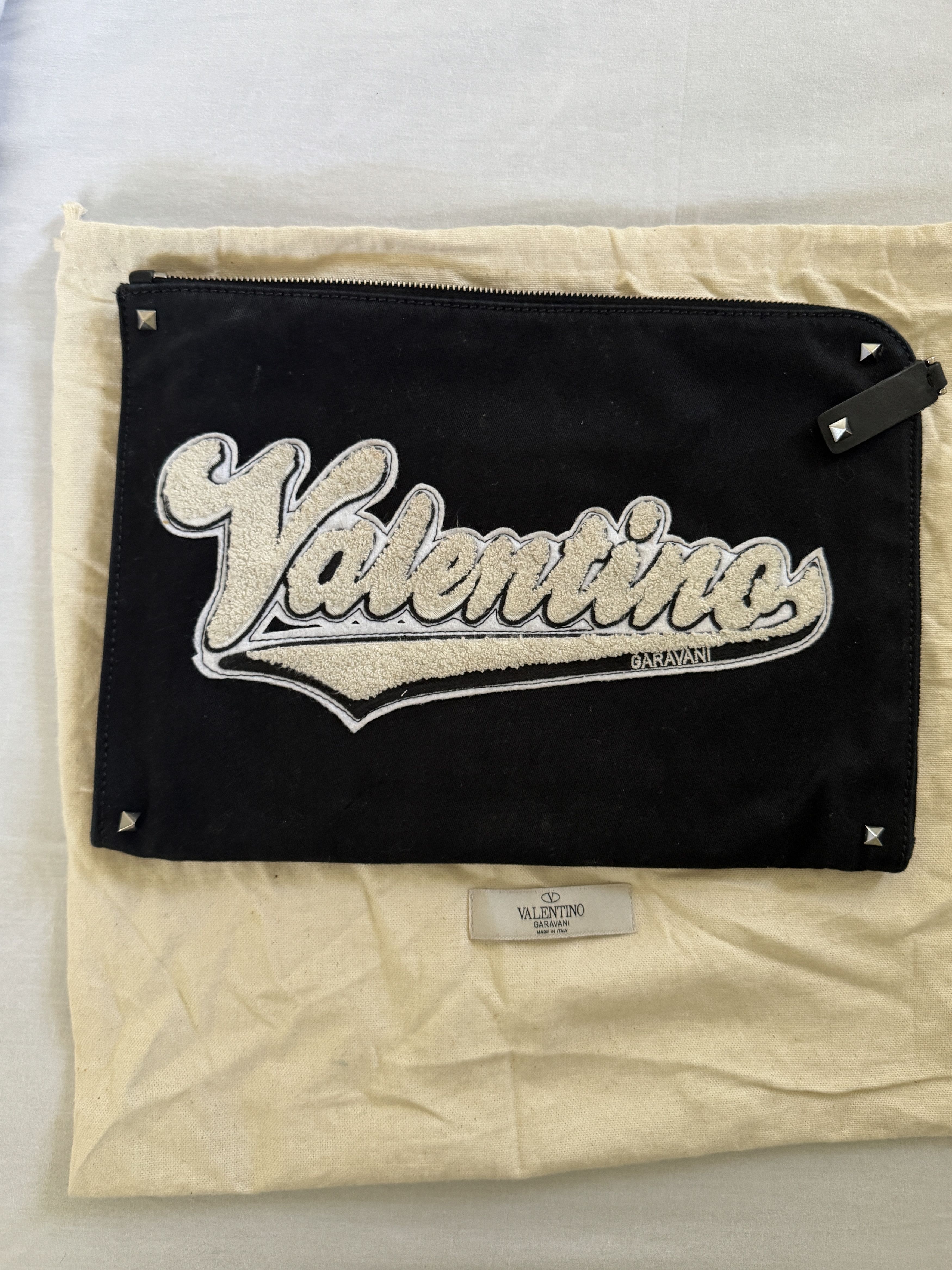 Valentino Valentino Garavani Terrycloth logo document case Size ONE SIZE - 6 Thumbnail