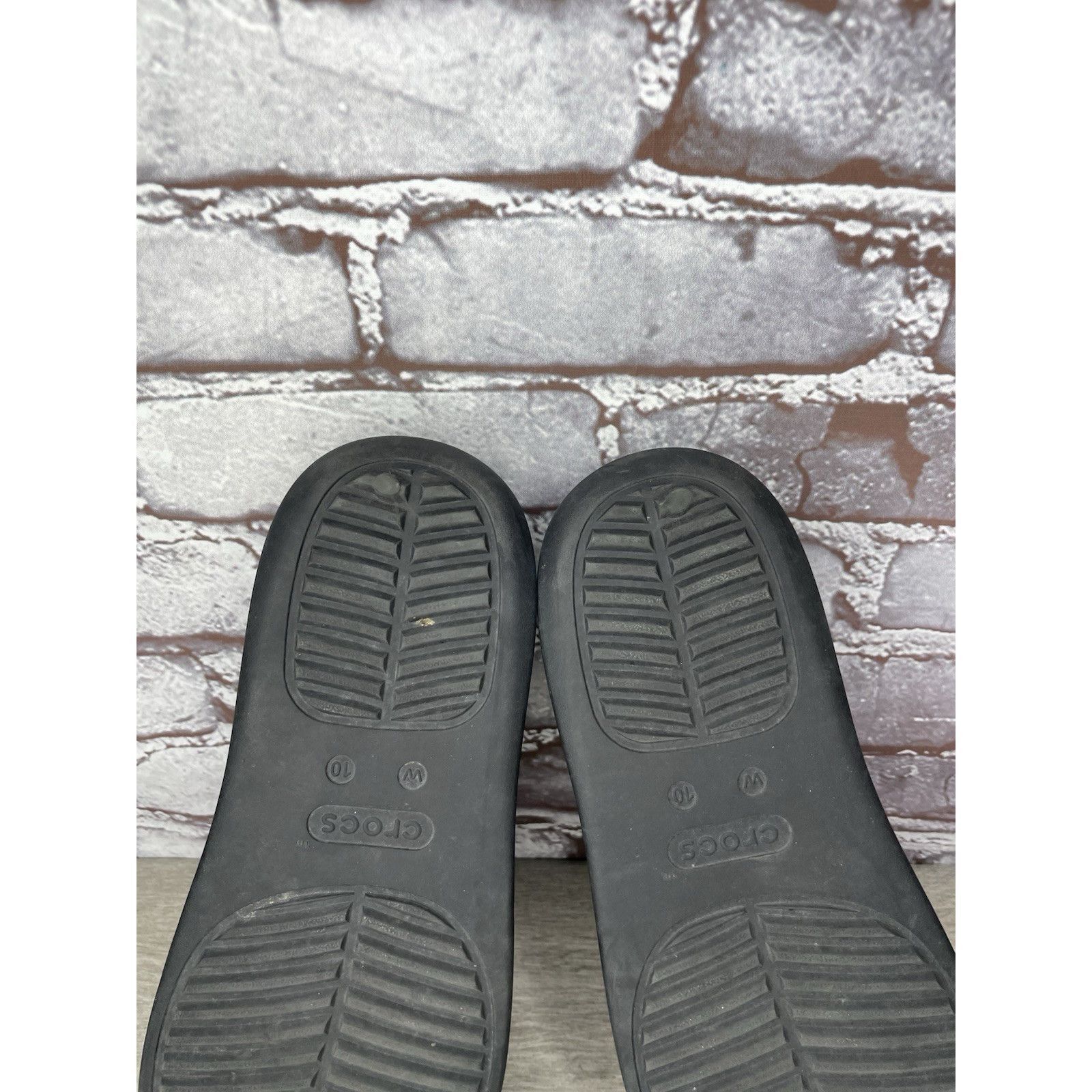 Crocs Crocs Getaway Black Rubber Platform FlipFlops Beach Sandals Size US 10 / IT 40 - 22 Thumbnail