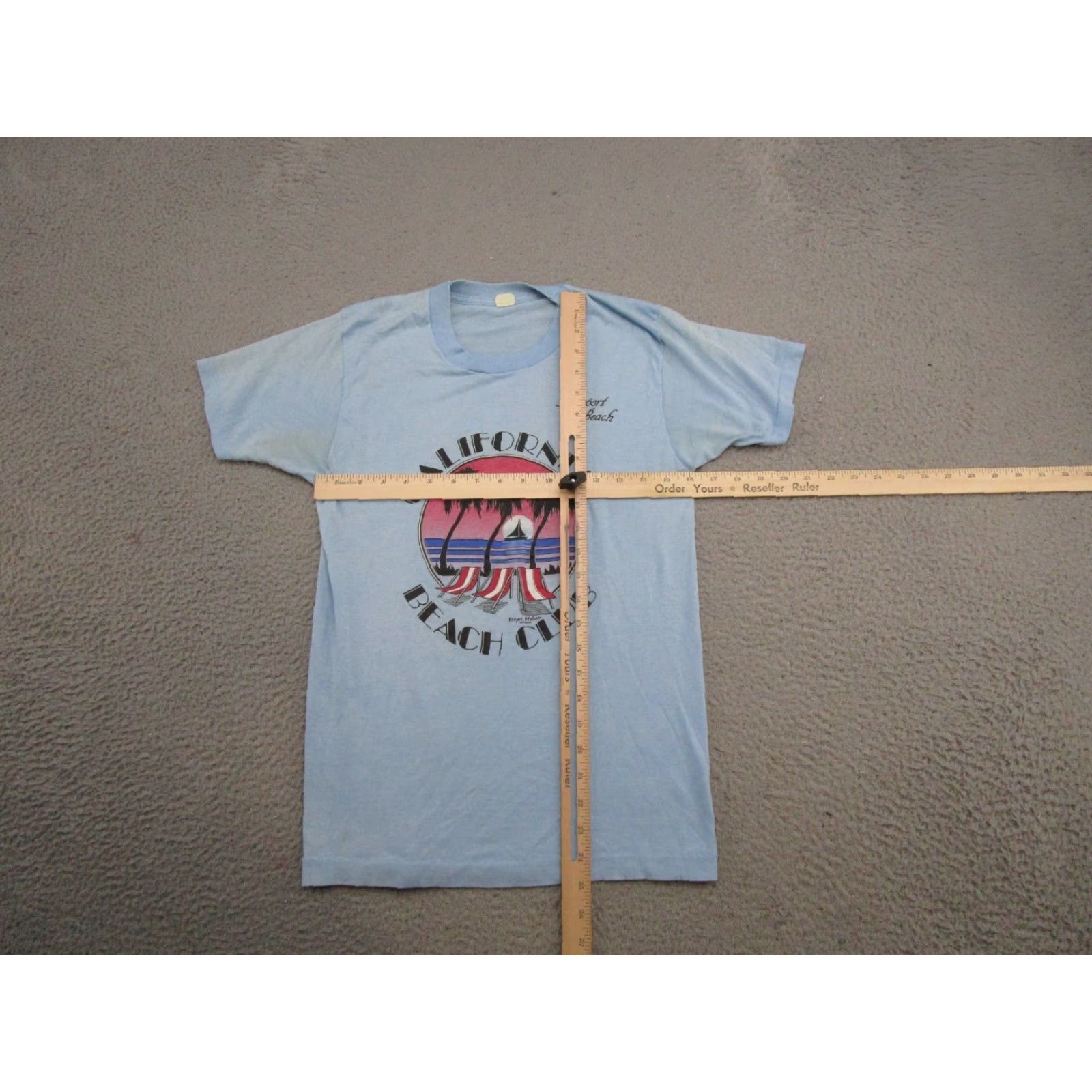 Vintage VINTAGE California Beach Club Newport T-Shirt Mens Small Blue 80s Read Size US M / EU 48-50 / 2 - 5 Thumbnail
