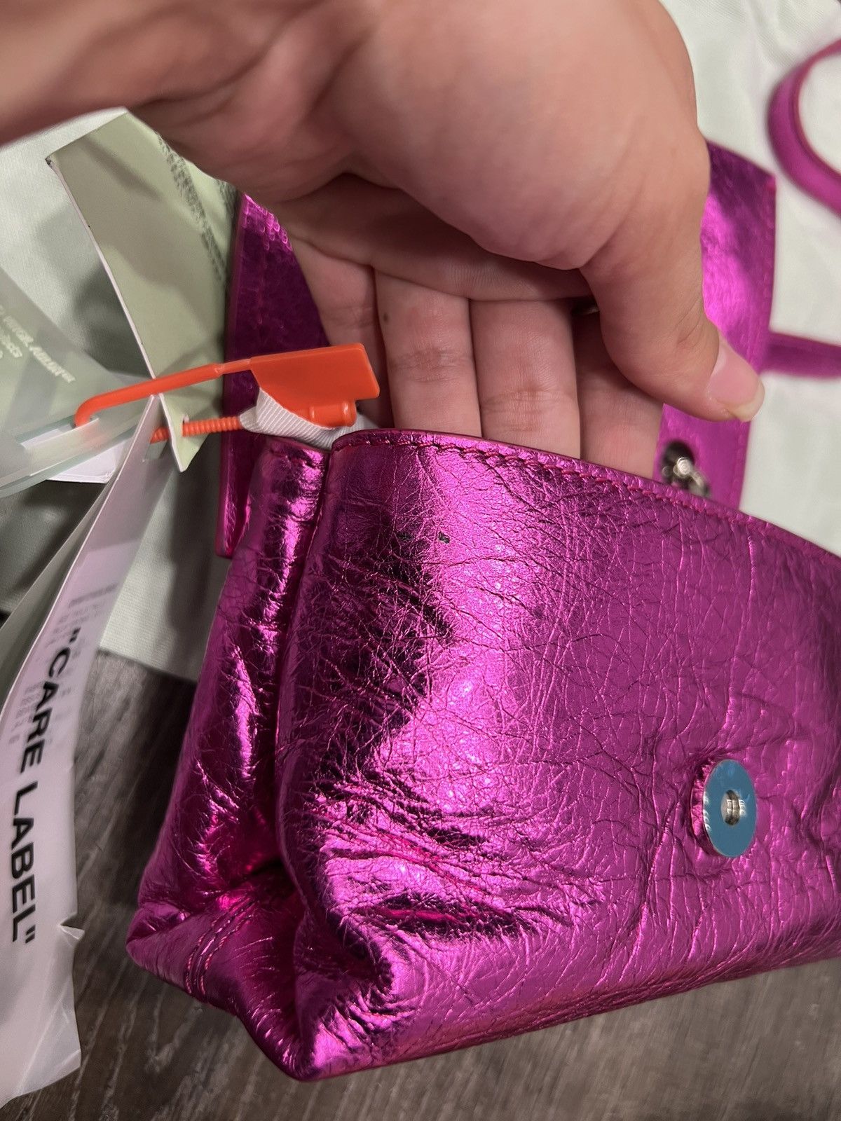 Off-White Off-White Laminate Small Metallic Shoulder Bag Fuchsia New Size ONE SIZE - 4 Thumbnail