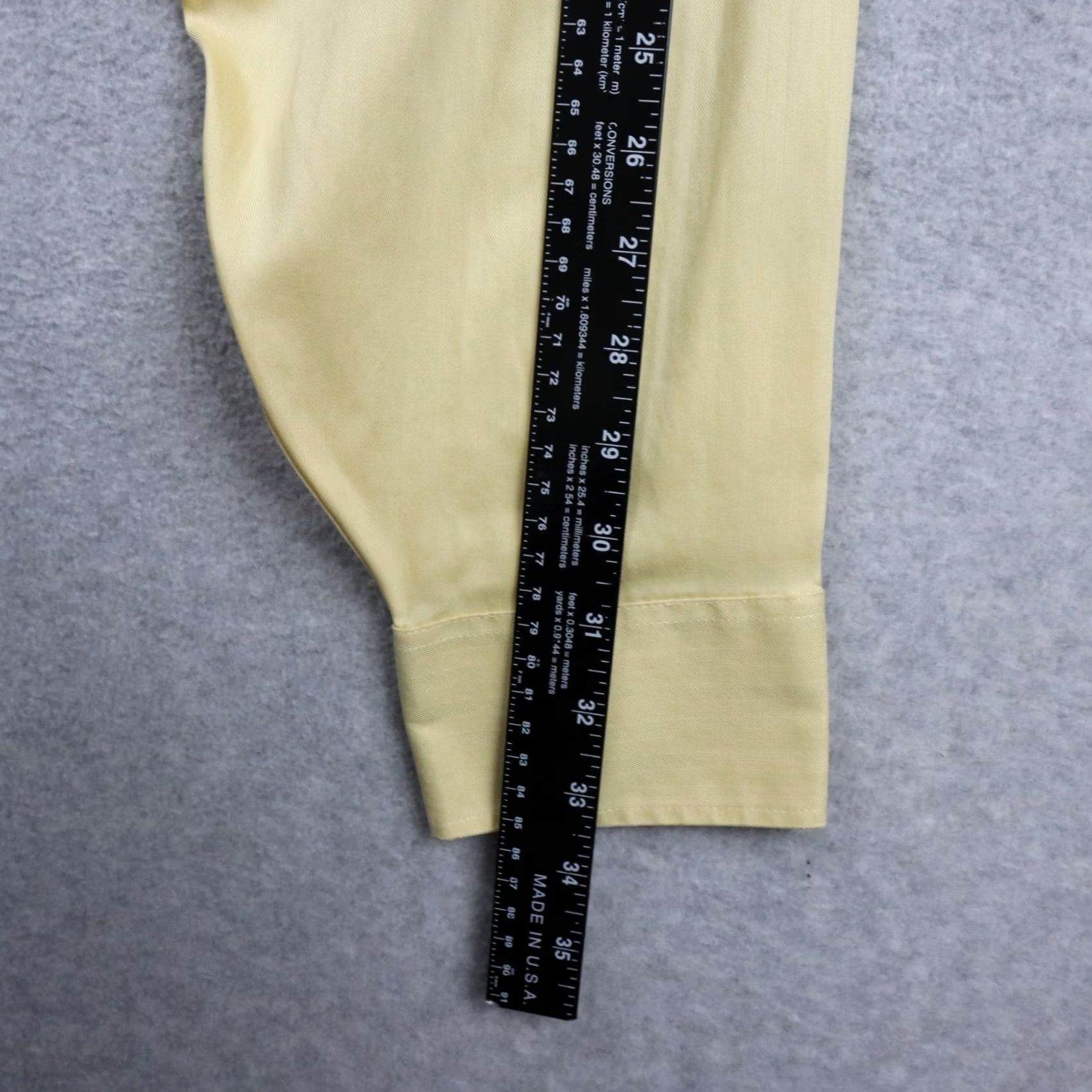 Geoffrey Beene Geoffrey Beene Shirt Mens XL 17.5 32/33 Wrinkle Free Button Yellow Long Sleeve Size US XL / EU 56 / 4 - 6 Thumbnail