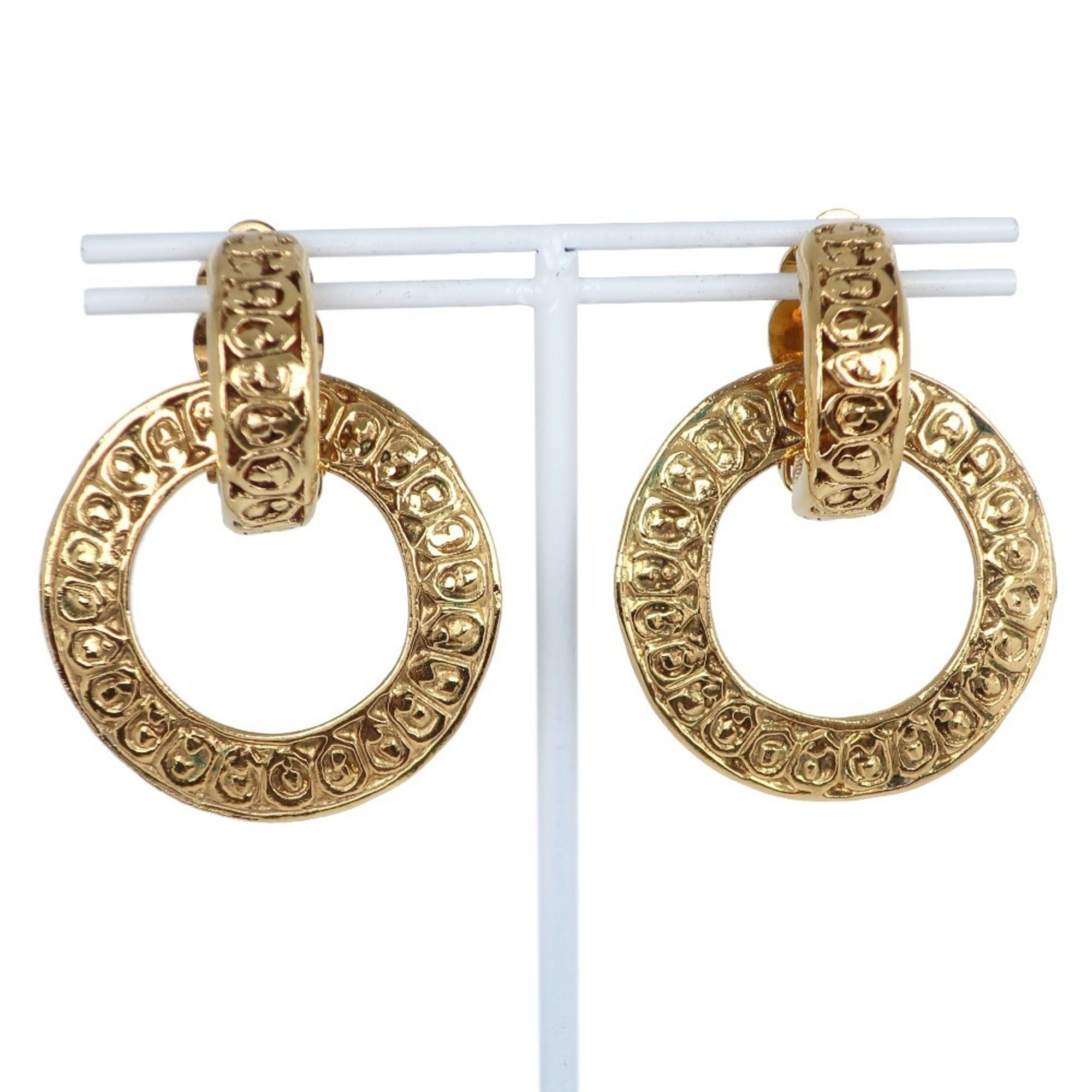 Chanel Chanel earrings loop vintage gold-plated ladies