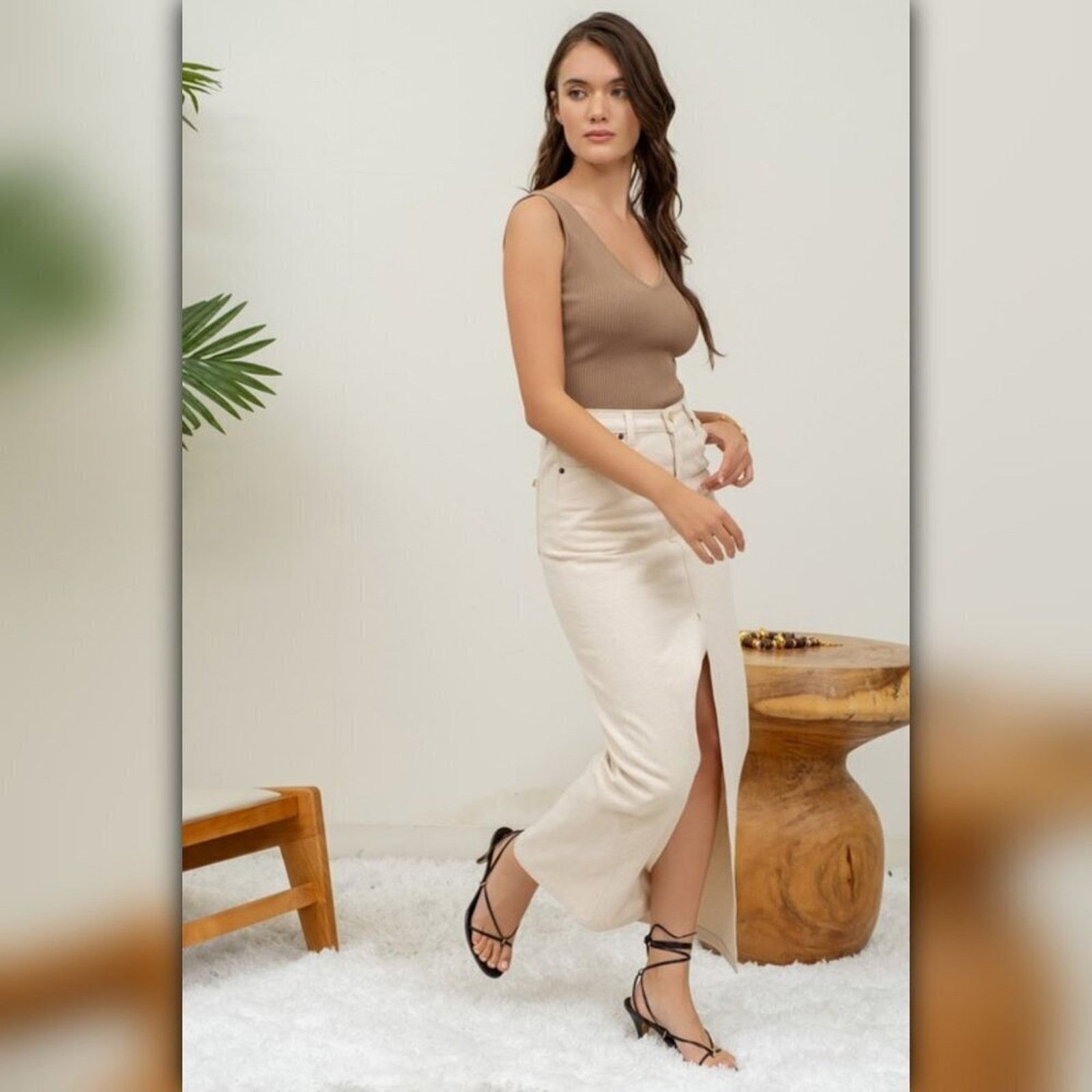 Other • A007 • (L) NTW Tan V Neck Sleeveless Ribbed Tank Top Size L / US 10 / IT 46 - 4 Thumbnail