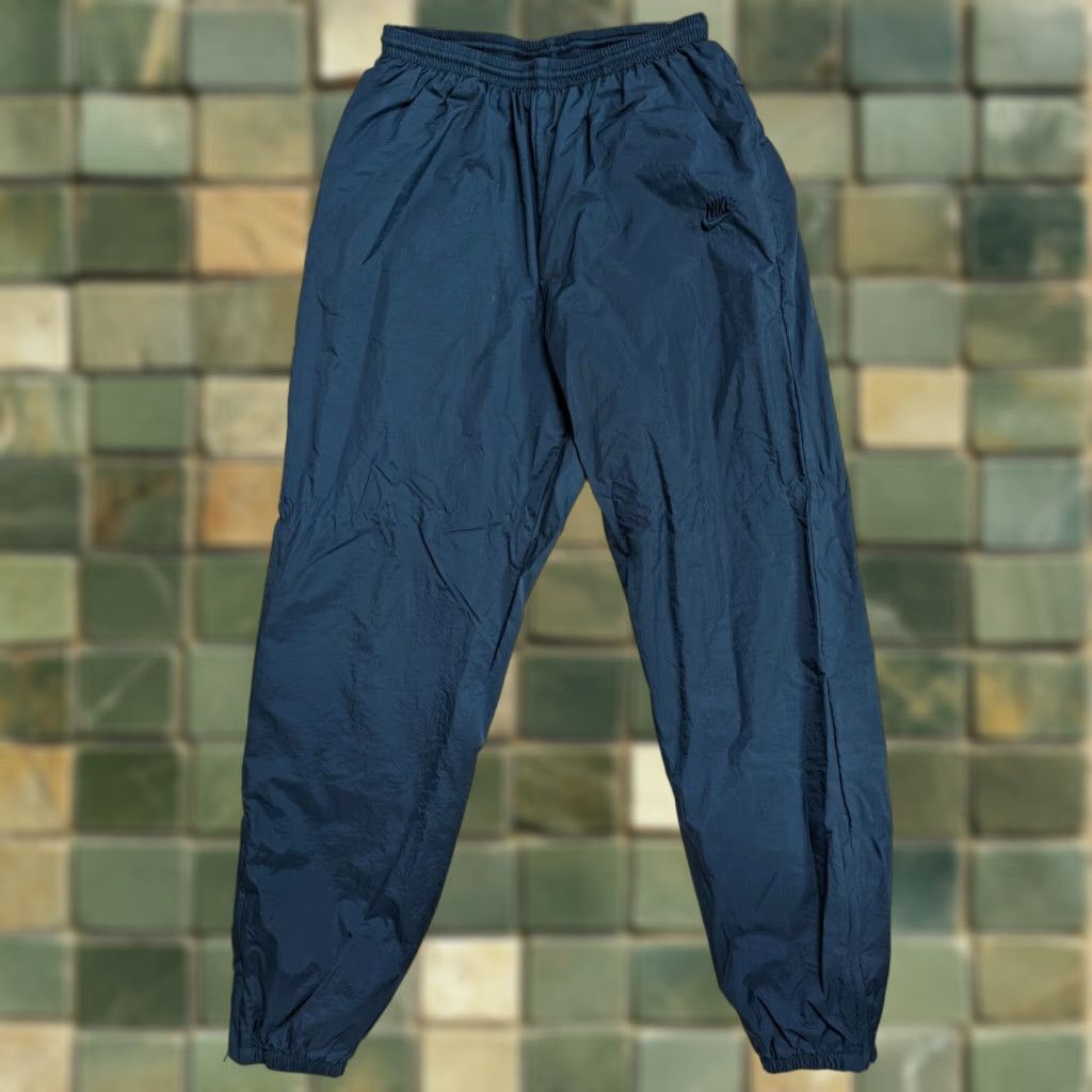 Nike VINTAGE Nike Windbreaker Pants Zip Ankles White Tag L Women’s 90s Blue Size 36" / US 14 / IT 50 - 1 Thumbnail