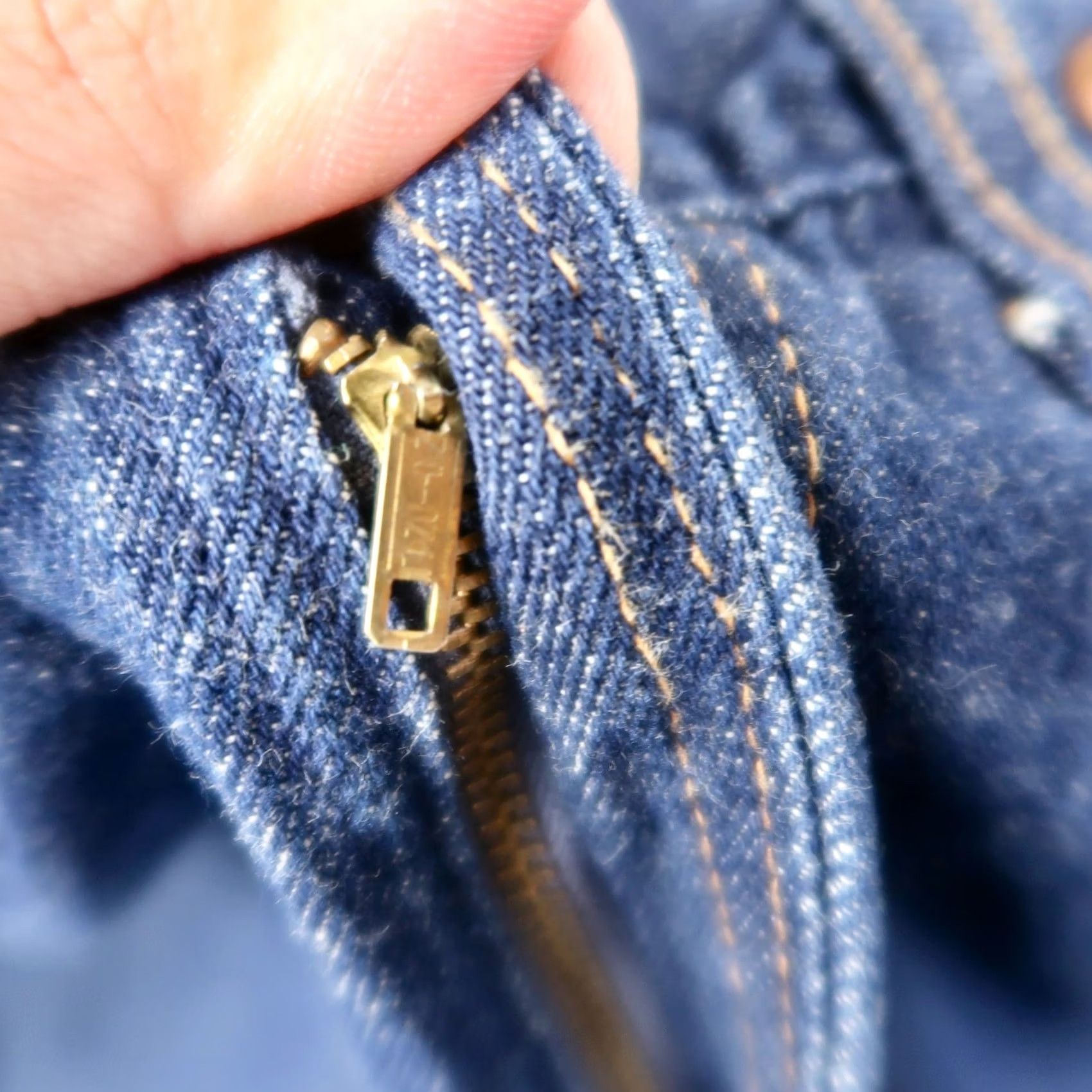 Vintage VINTAGE Denim Jeans Womens 21.5x27 Dark Wash Ranch Rodeo High Waist 5-Pocket Cowboy Southwestern 70s (S) Blue Junior? Size 28" / US 6 / IT 42 - 6 Thumbnail